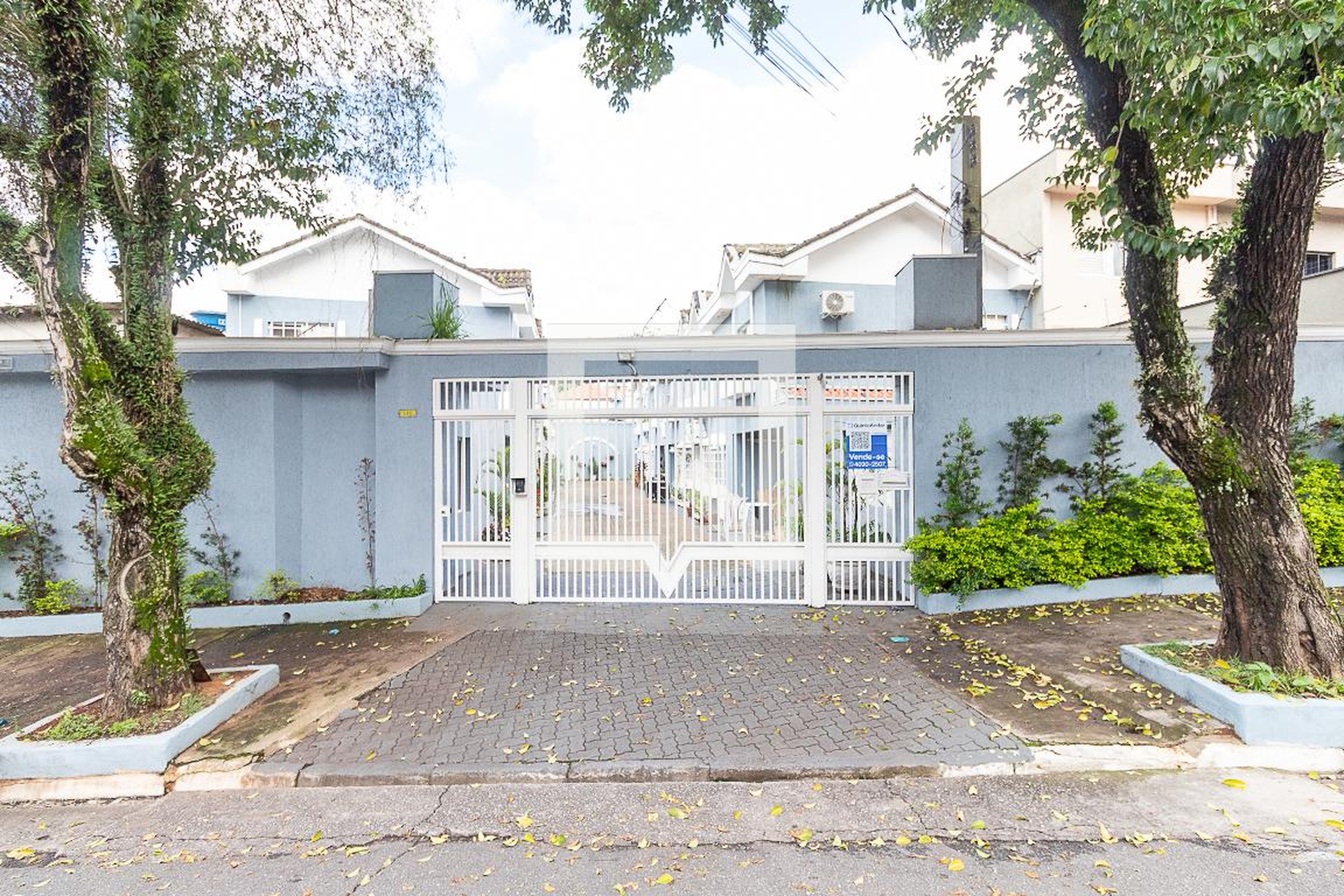 Fachada Condomínio em Rua Mercedes Lopes, 146