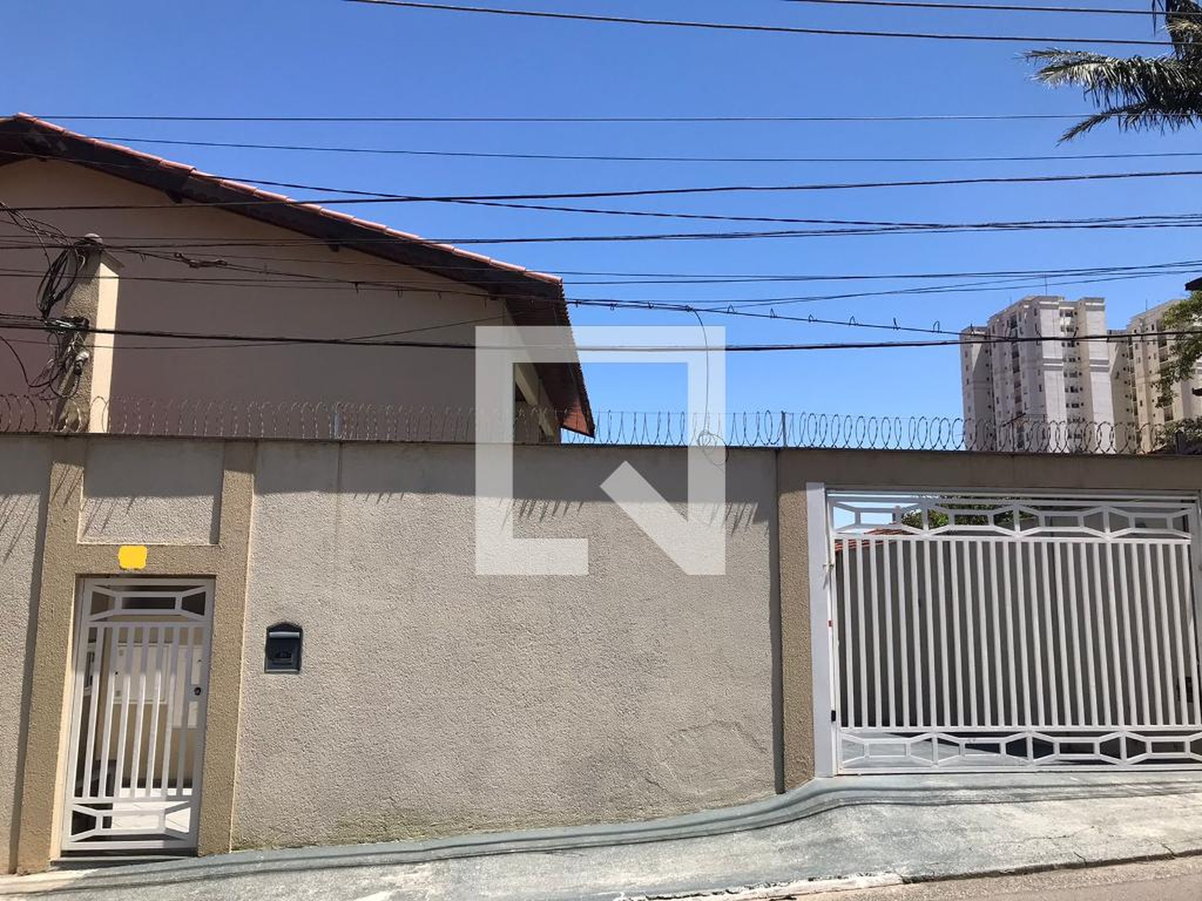 Fachada do Condomínio Condomínio Satiro Benevides