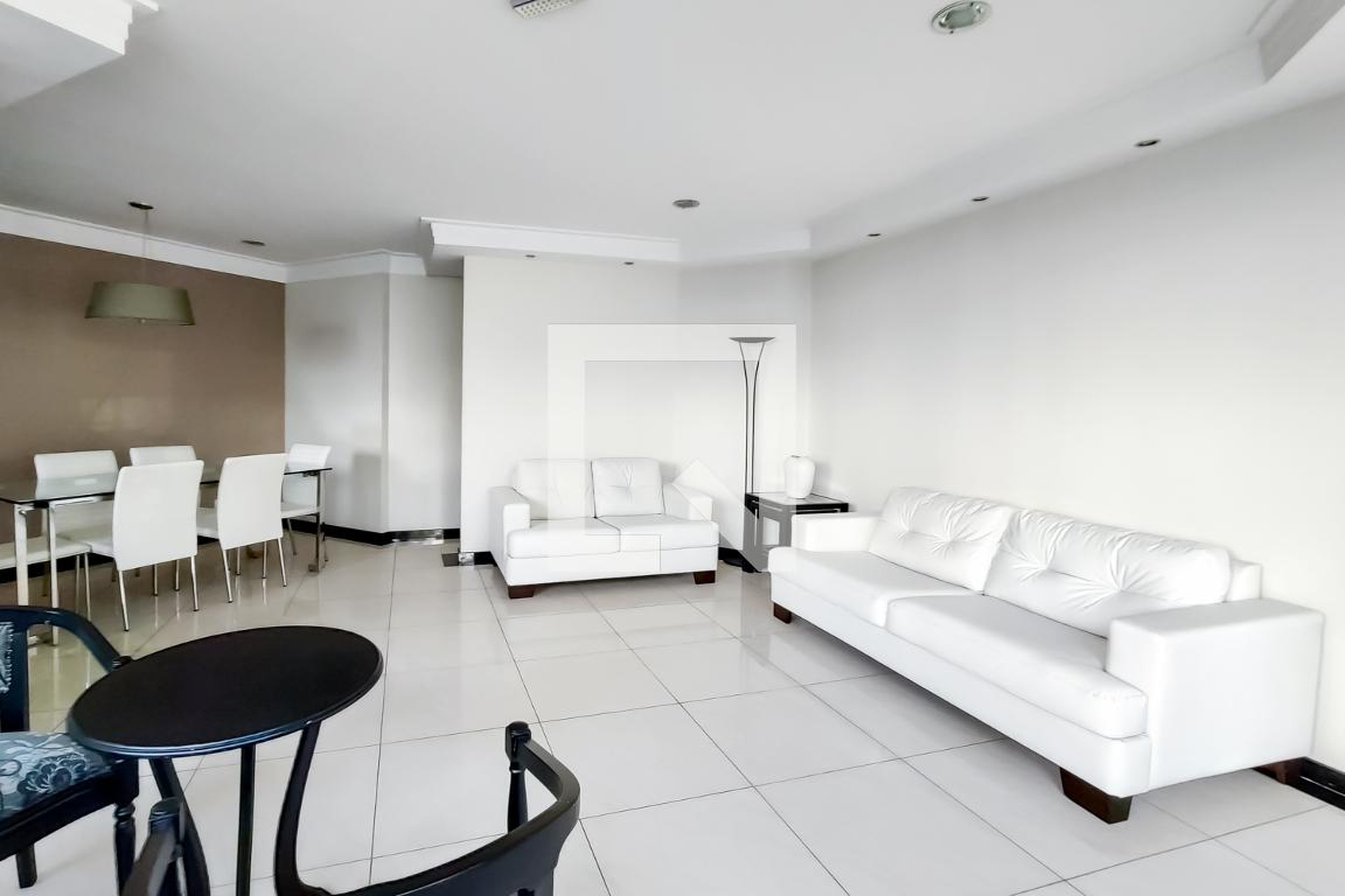 Salão de Festas - Tour Versailles