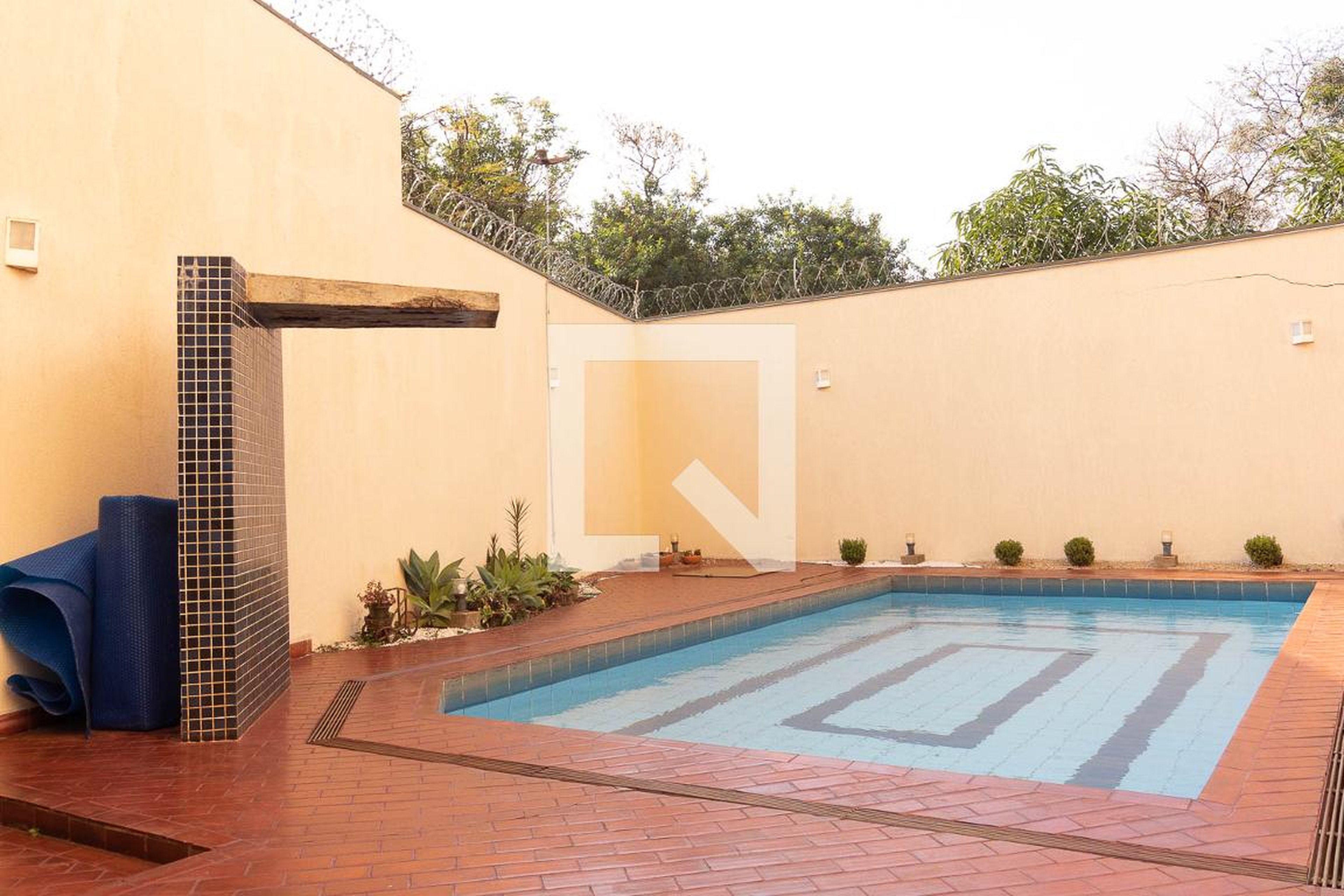 Piscina - California House