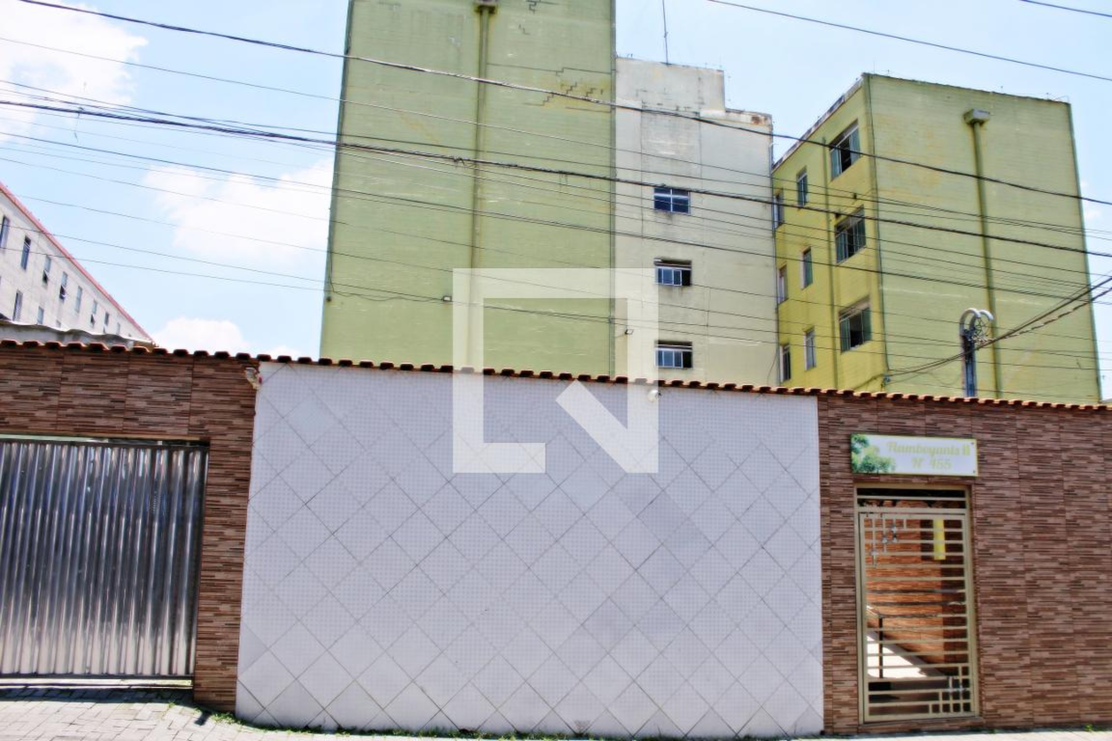 Fachada Condomínio Flamboyants II