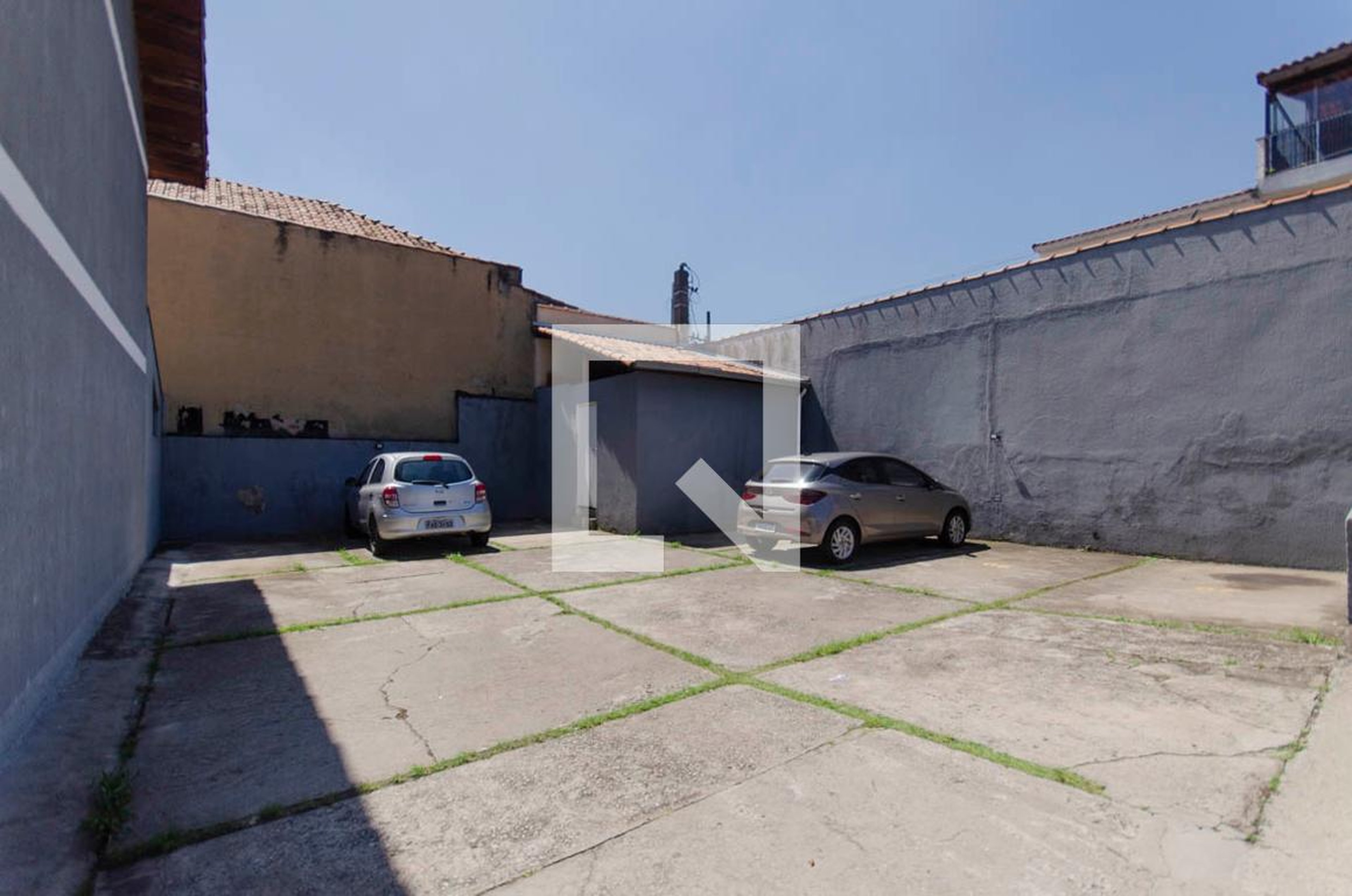 Estacionamento - Campo do Meio