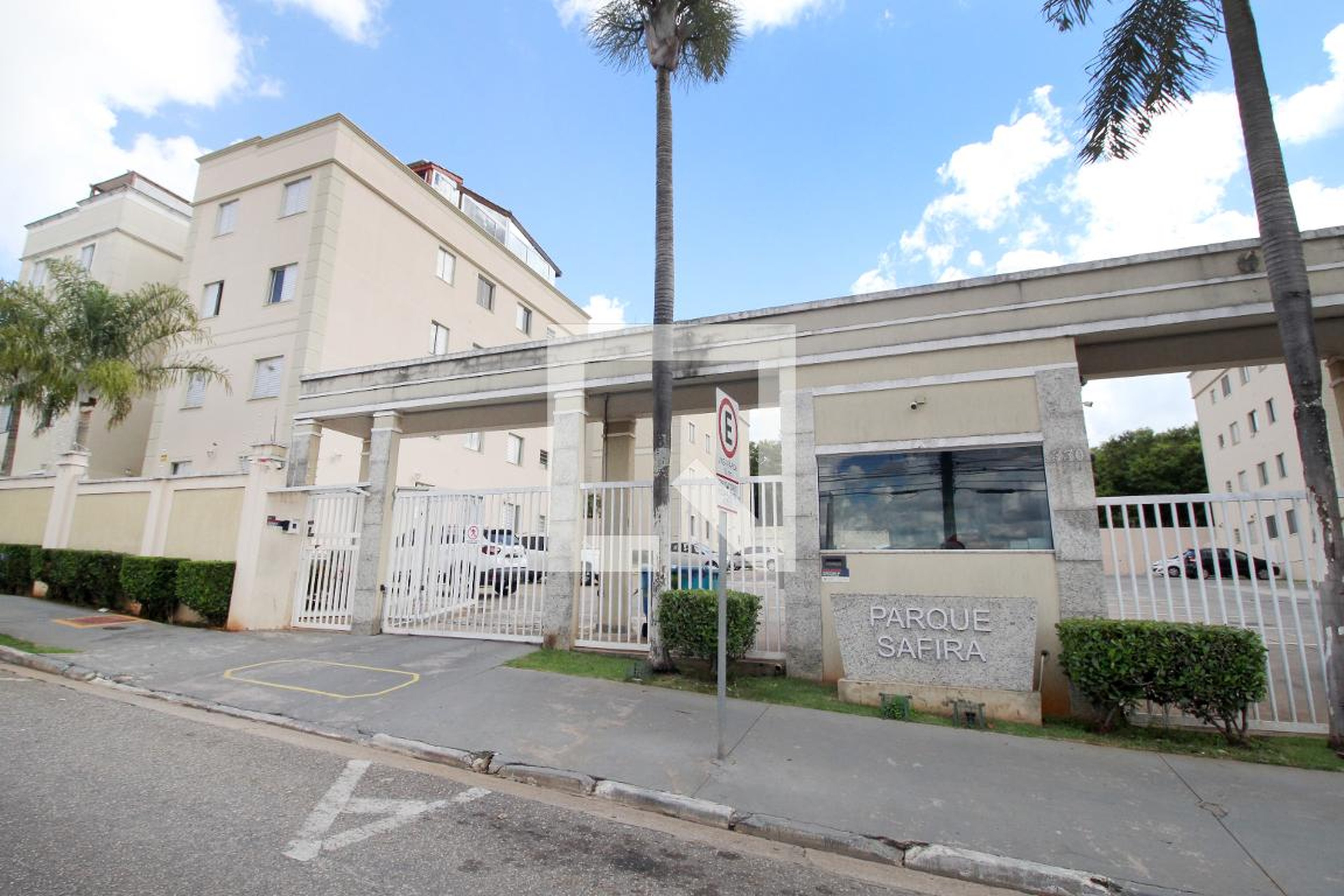 Fachada Condomínio Parque Safira