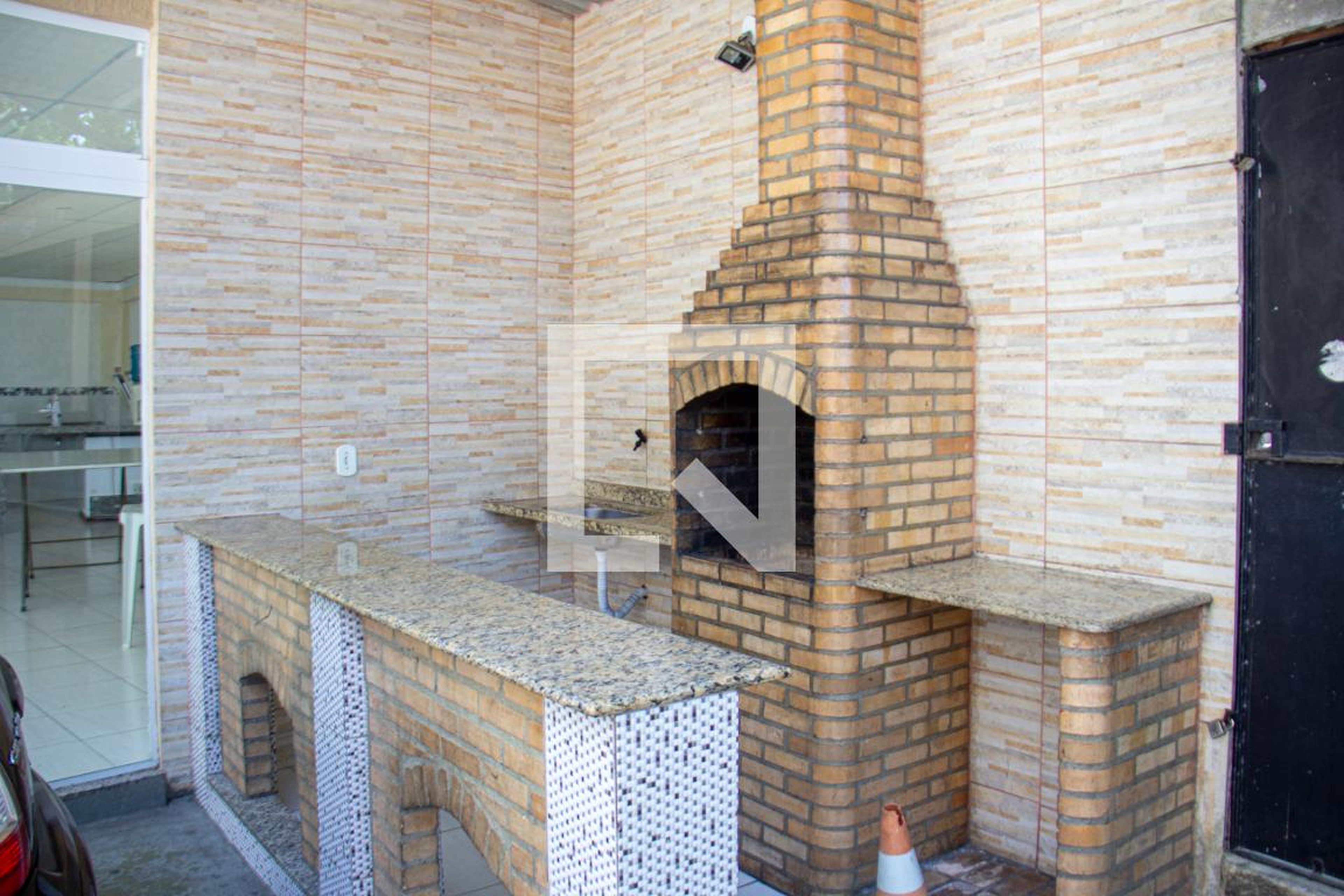 Área comum - Churrasqueira - Parque das Flores