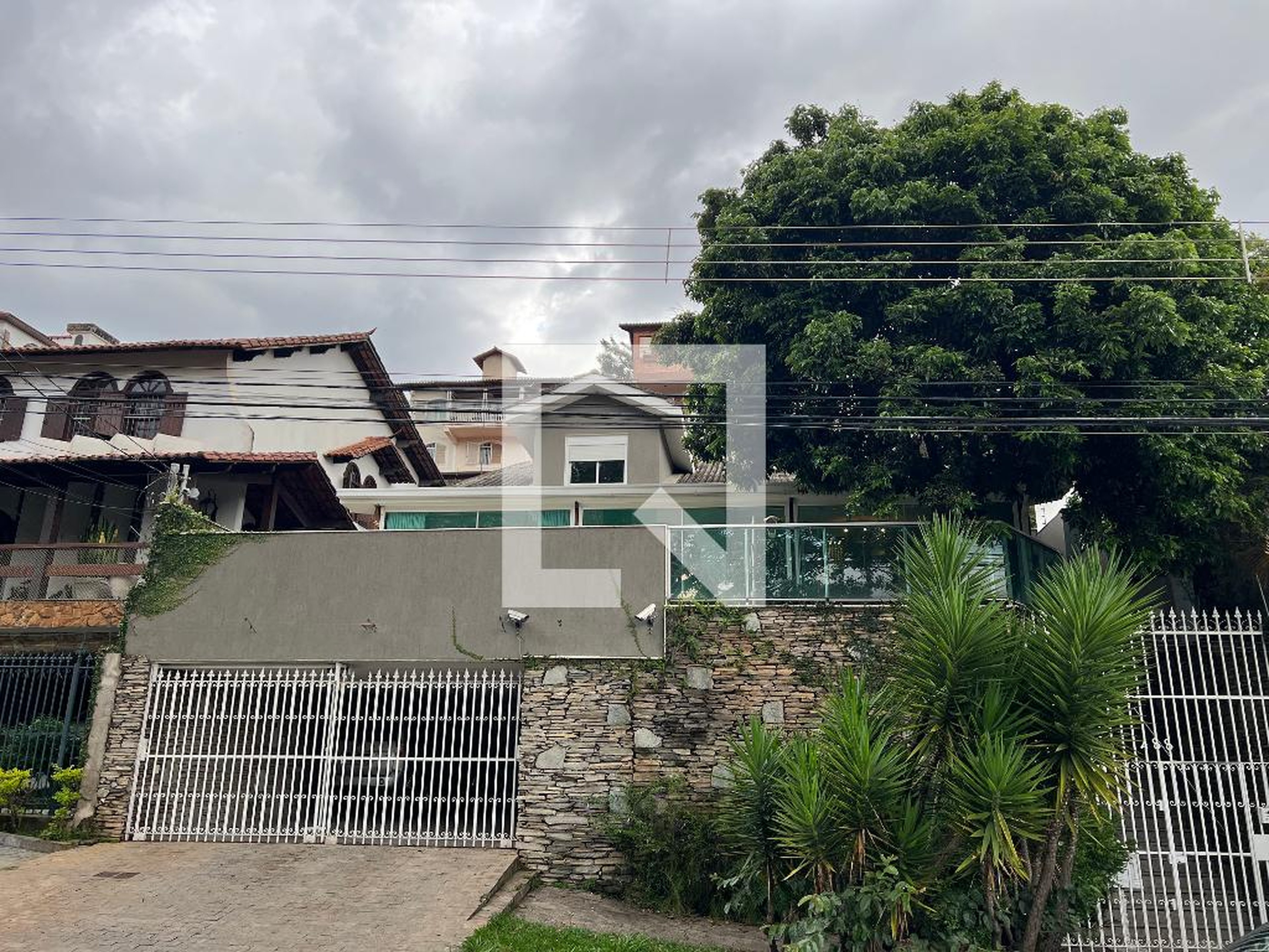 Fachada Condomínio em Av. Bento Simão, 488