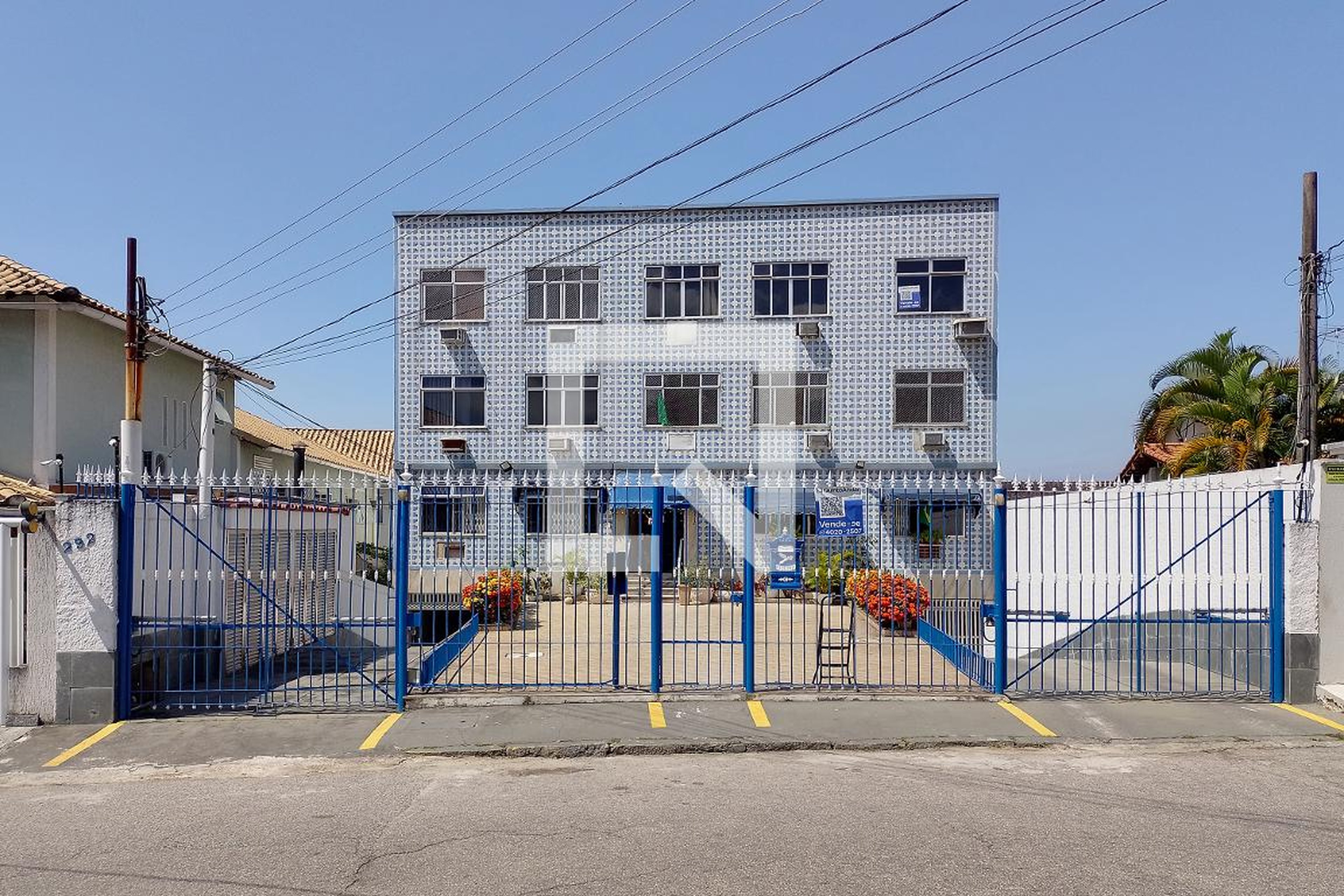 Fachada do Prédio Condomínio Visconde de São Lourenço