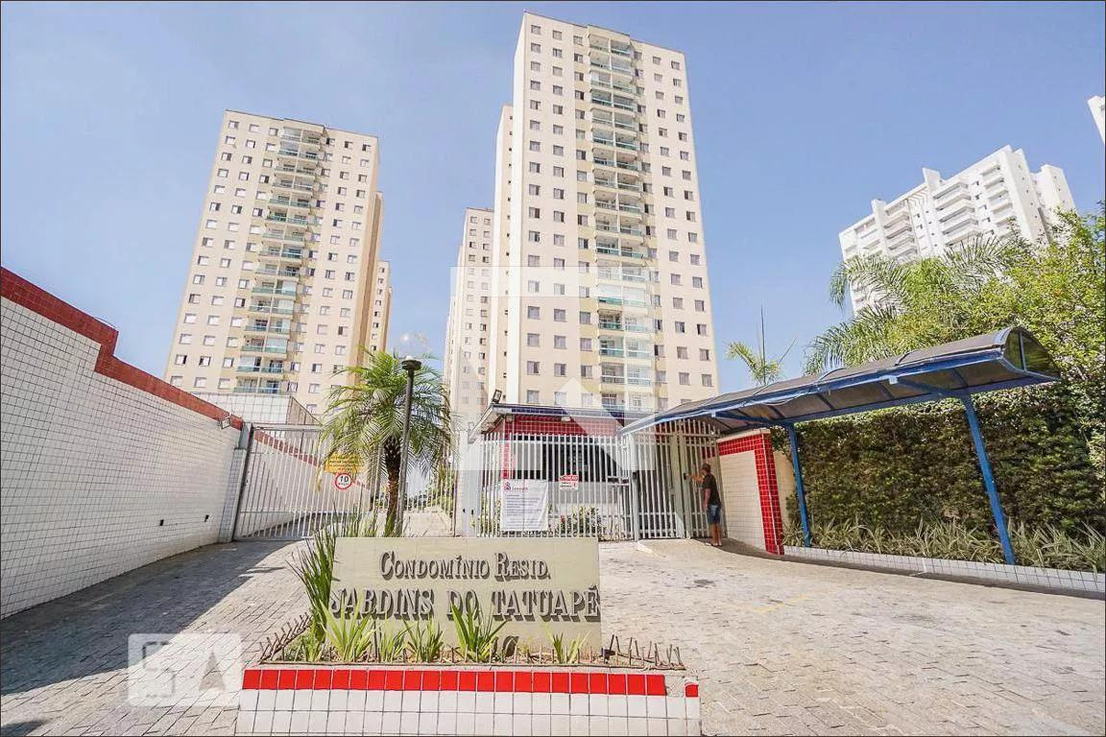 Fachada do Condomínio Condomínio Jardins do Tatuapé