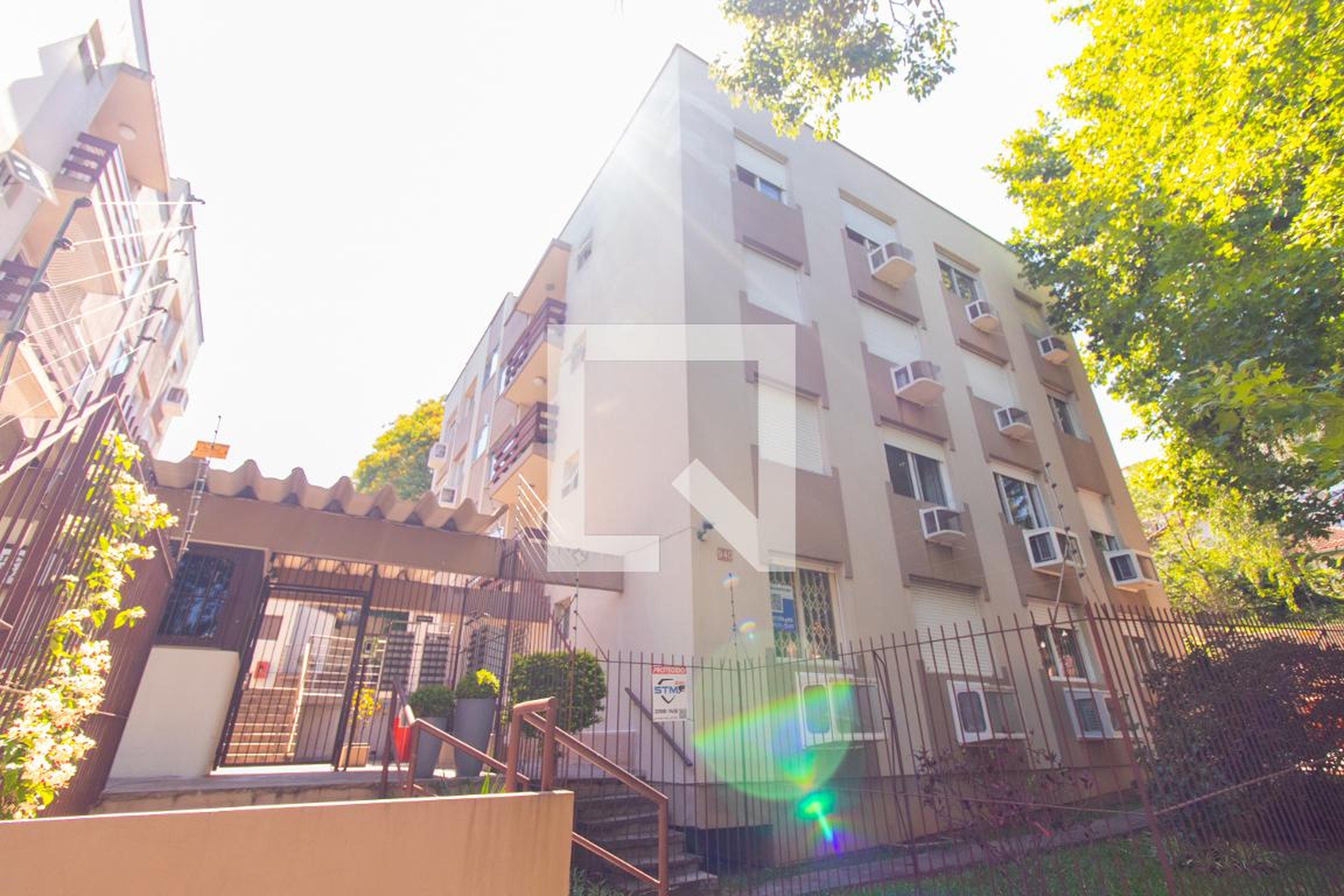 Fachada Condomínio em Rua Doutor Barcelos, 940