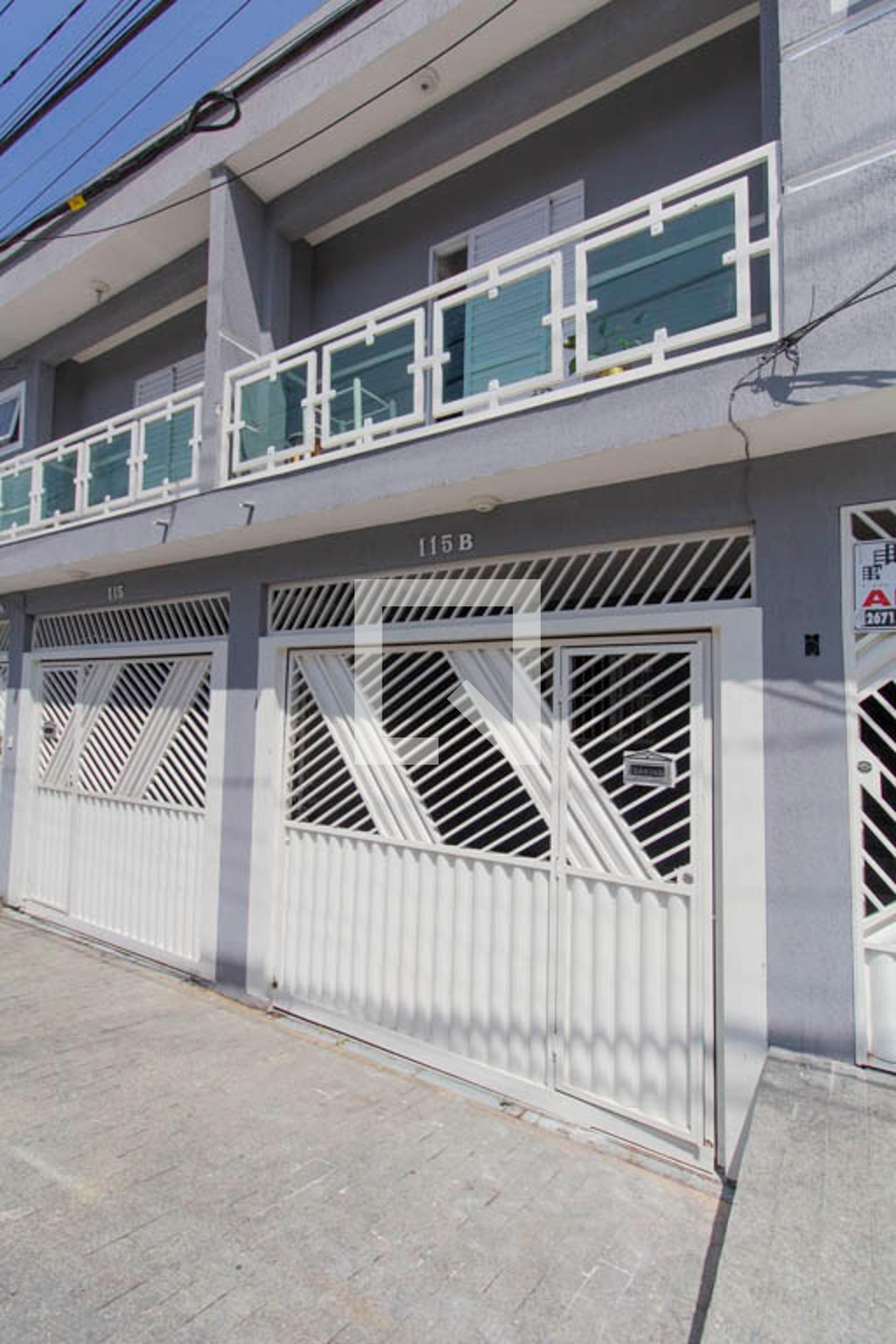 Fachada Condomínio em Rua José Pinto de Melo, 115