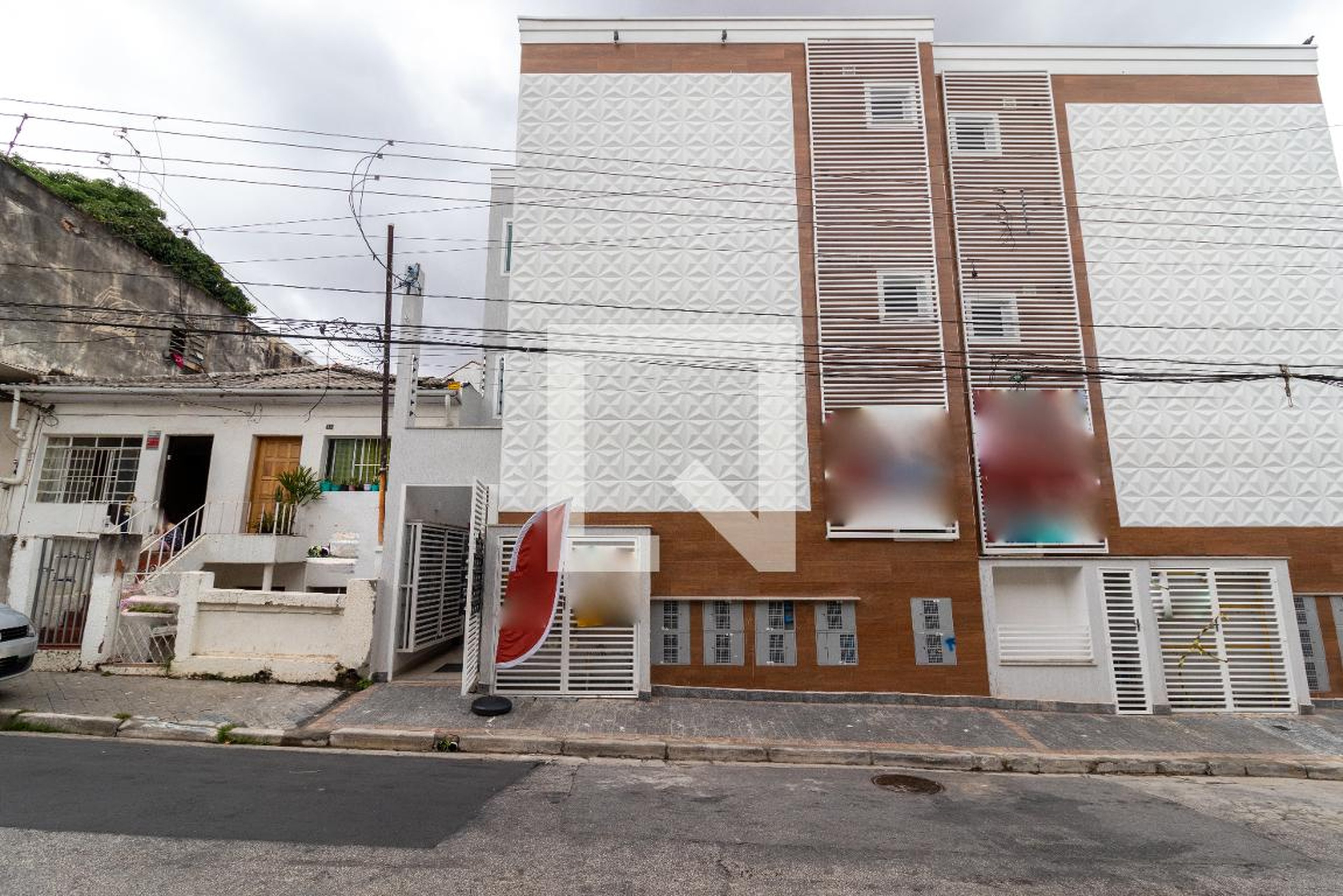 Fachada do Condomínio Condomínio em Rua Borges Ladário, 36