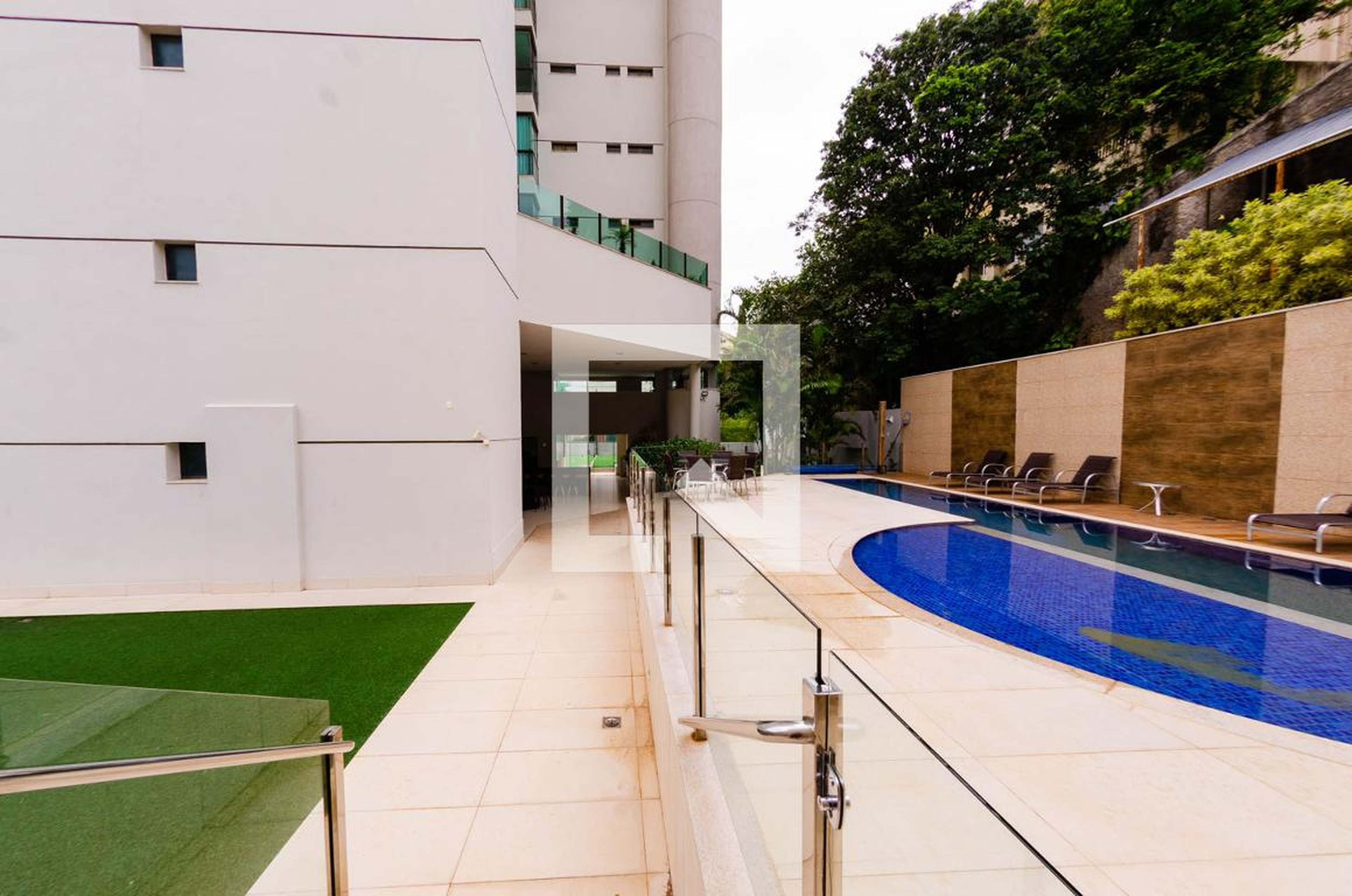 Piscina - Edifício Via Lactea