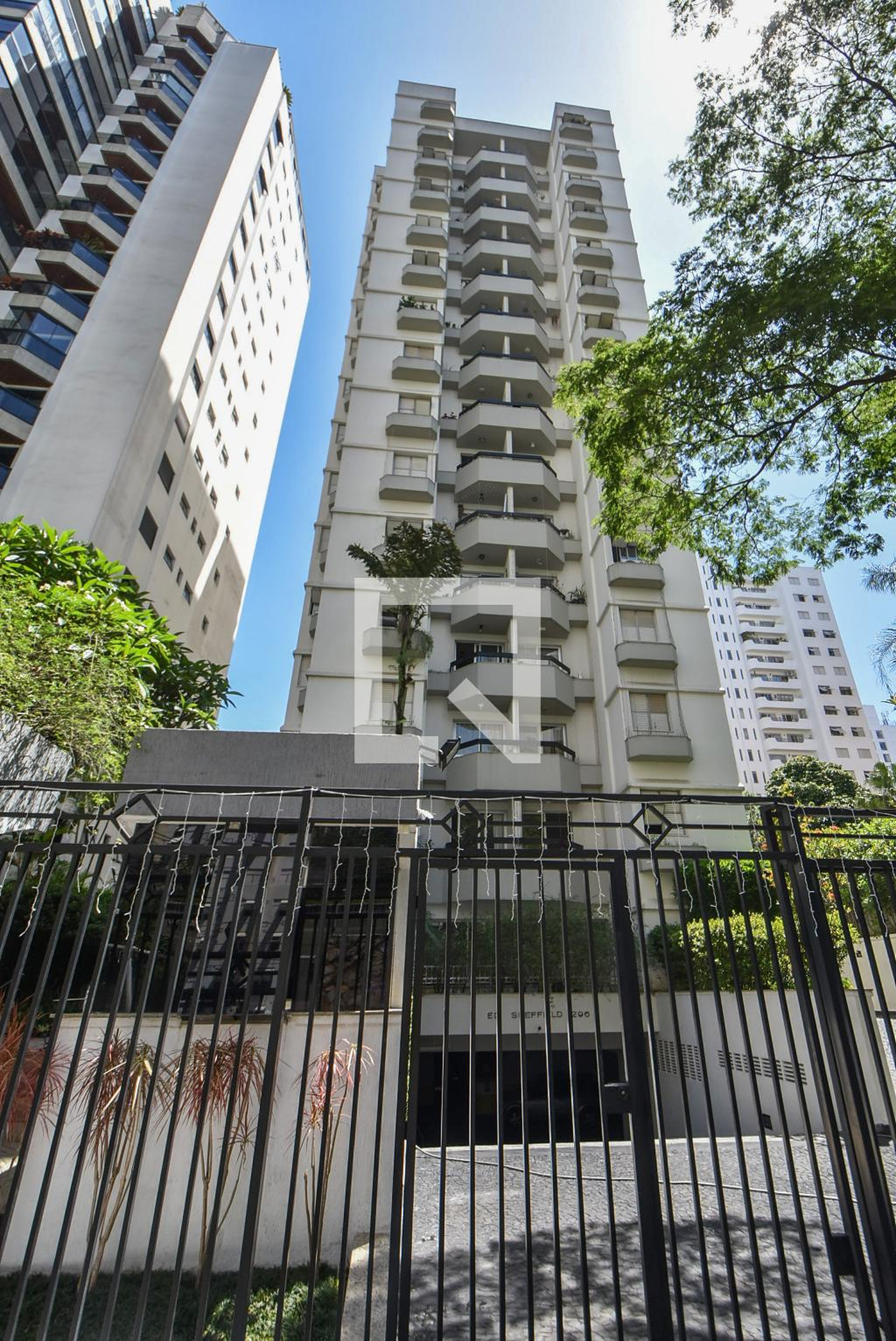 Prédio Condomínio Sheffield