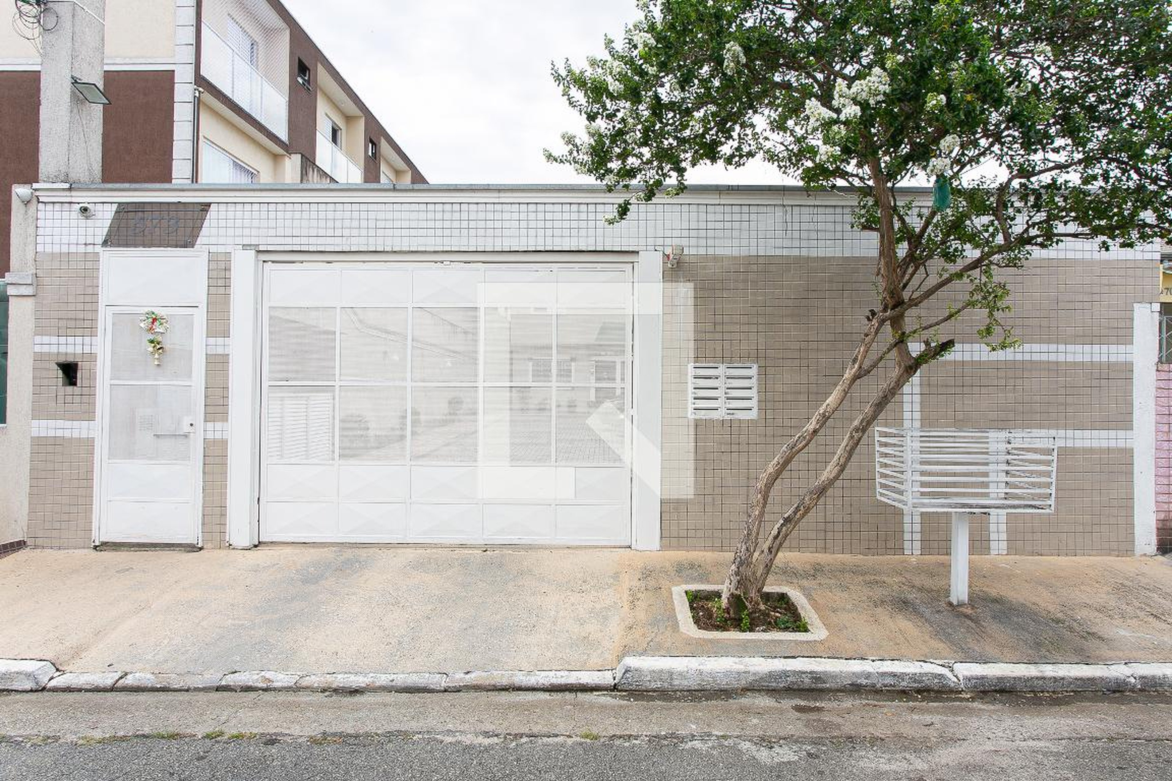 Fachada do Condomínio Condomínio Videira