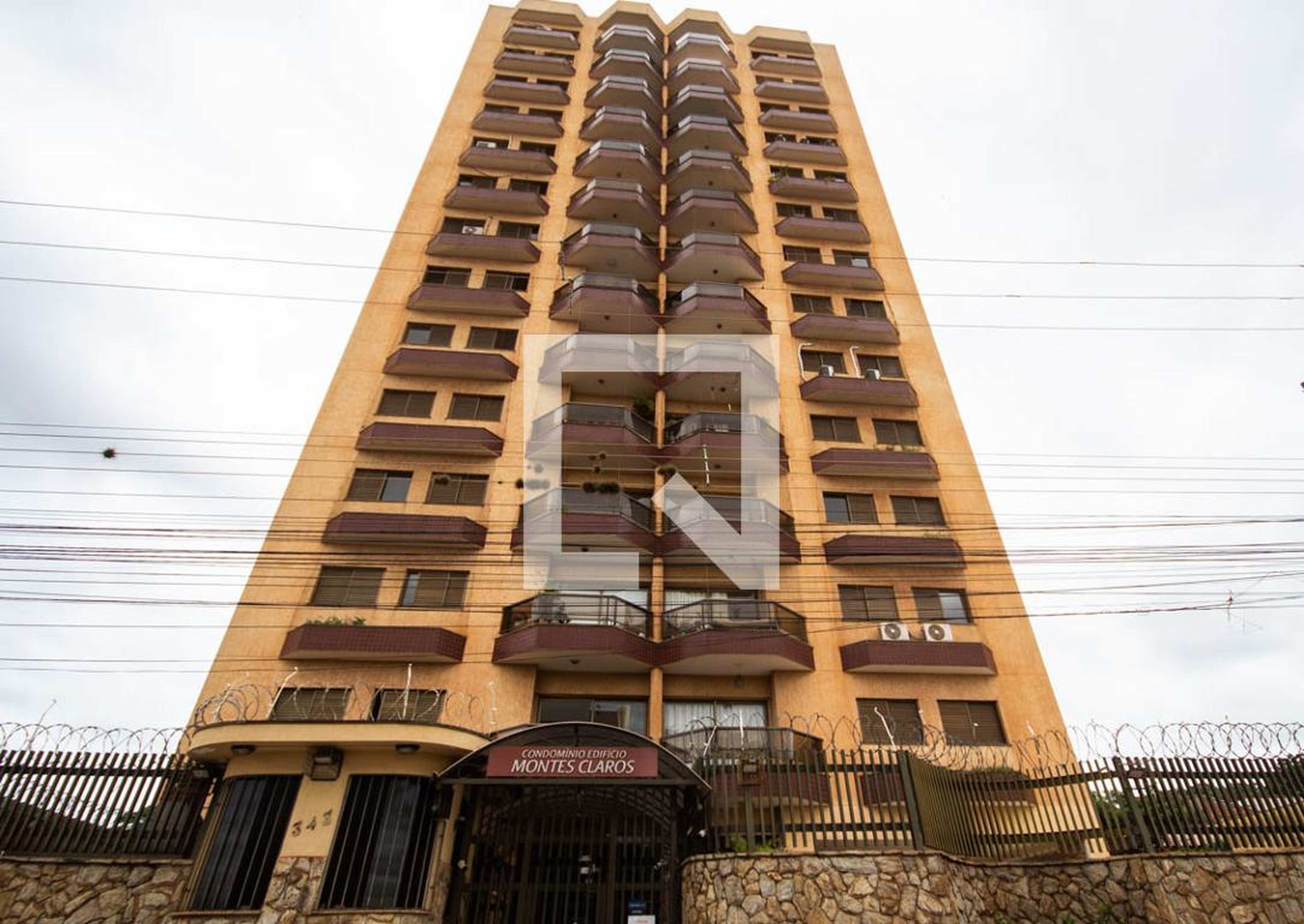 Fachada do Prédio Condomínio Montes Claros