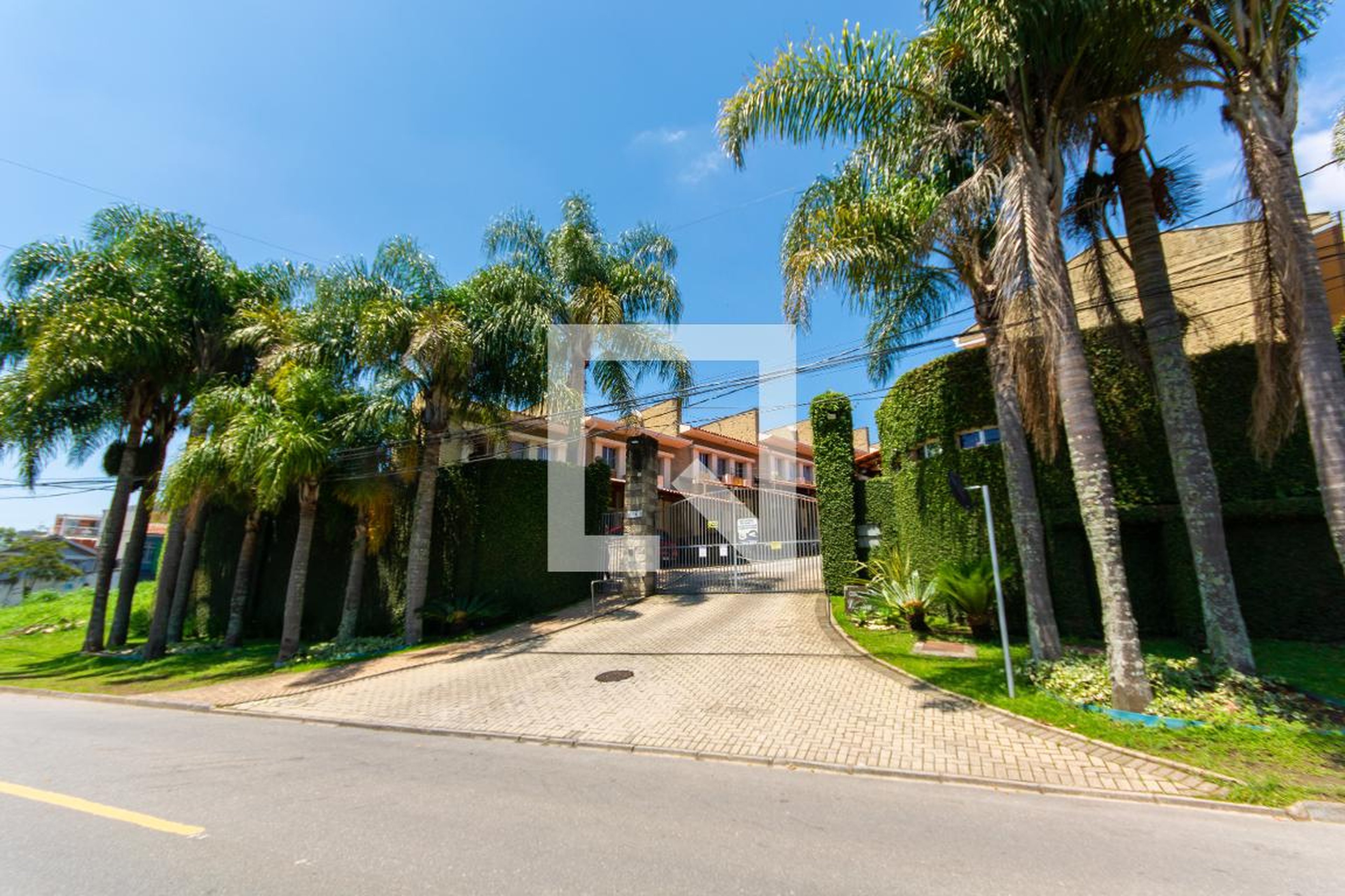 Fachada Condomínio Las Brisas