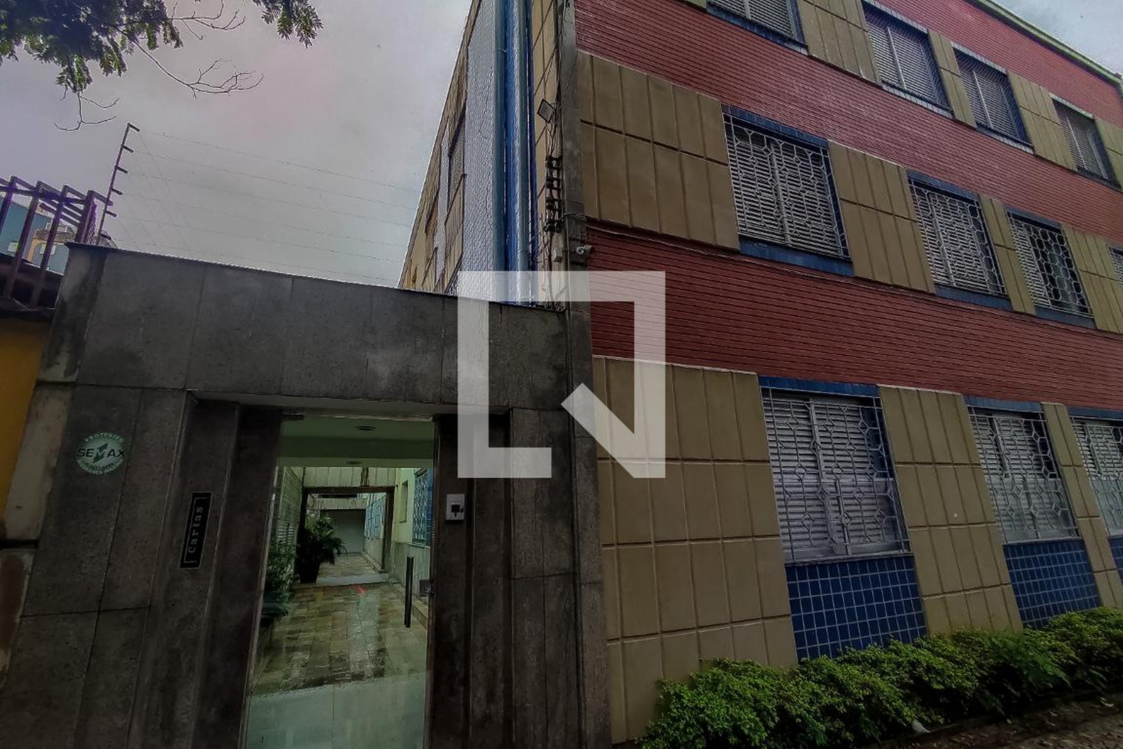 Fachada Edifício Itacolomi