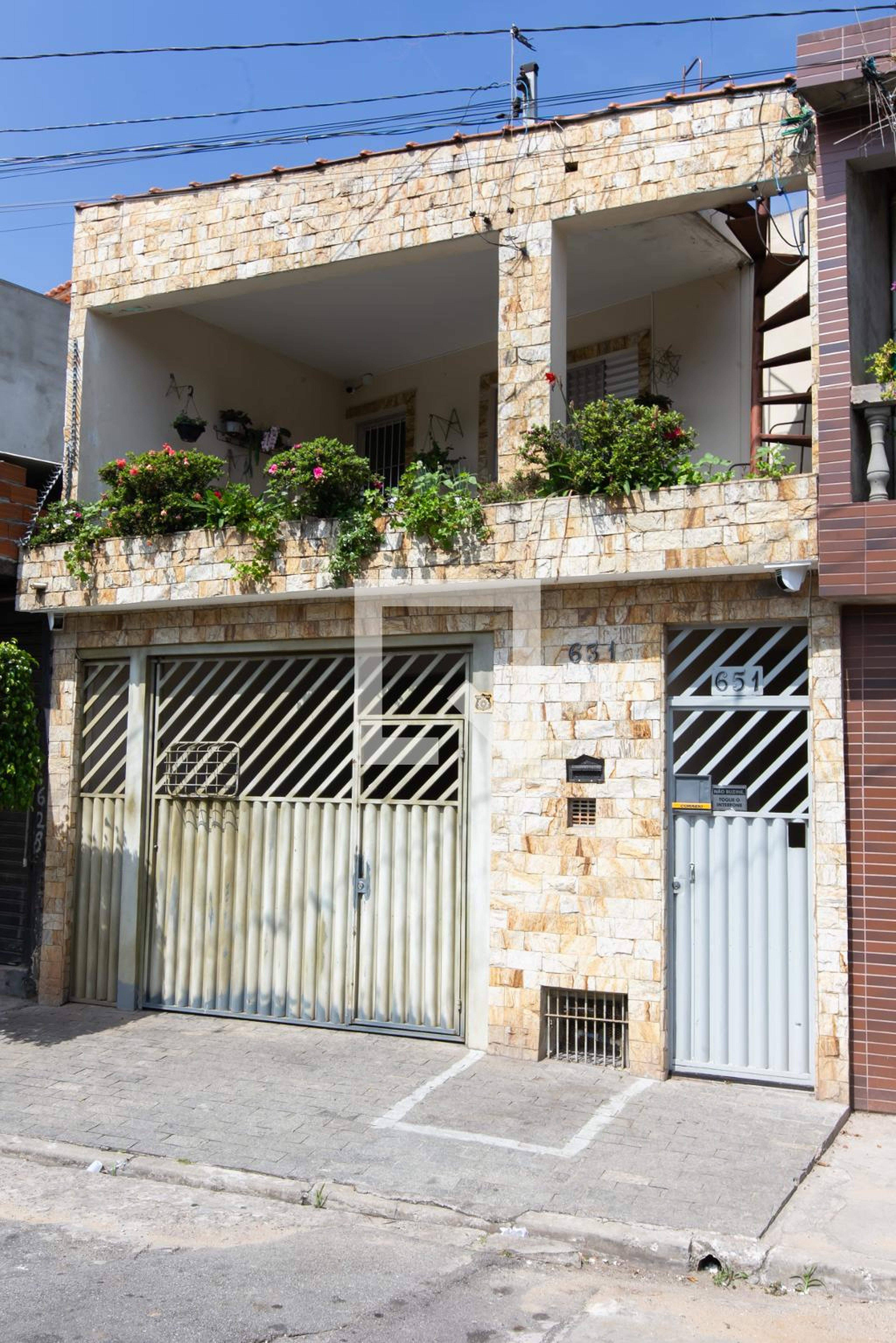 Fachada Condomínio em Avenida Diogo José Machado, 651