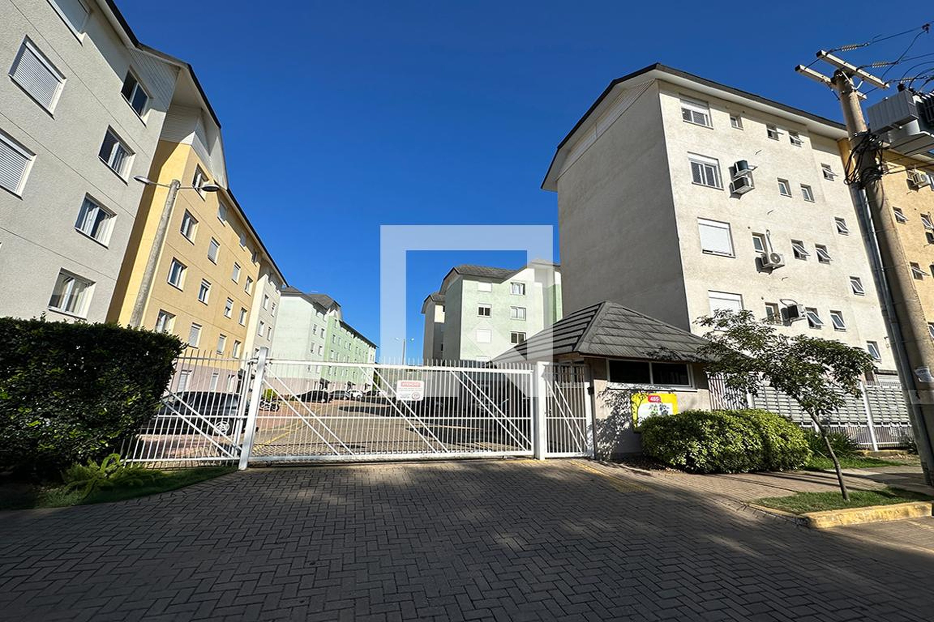 Fachada do Condomínio Condomínio Via Brasil