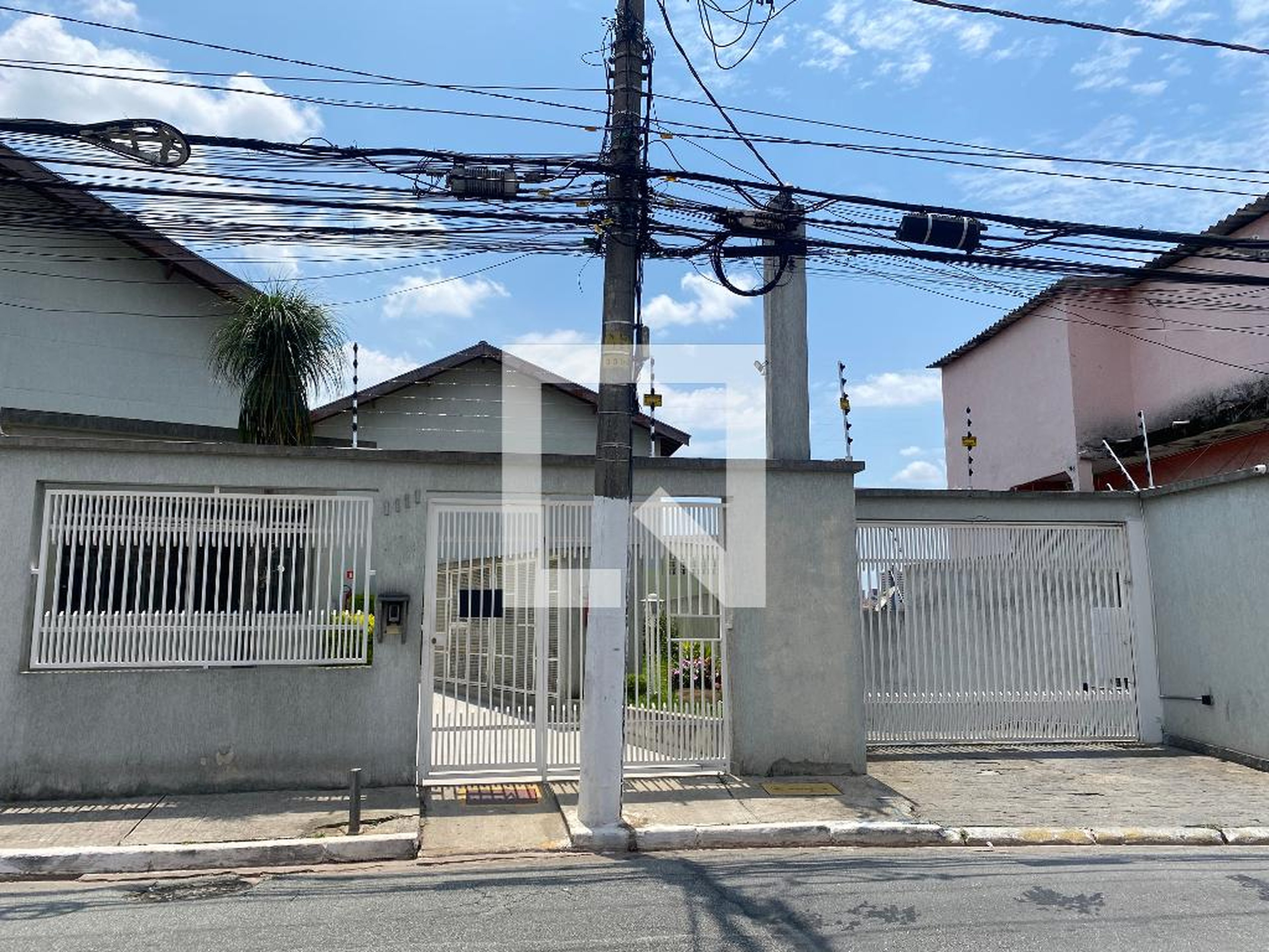 Fachada Condomínio em Rua Epaminondas Melo do Amaral, 1089f