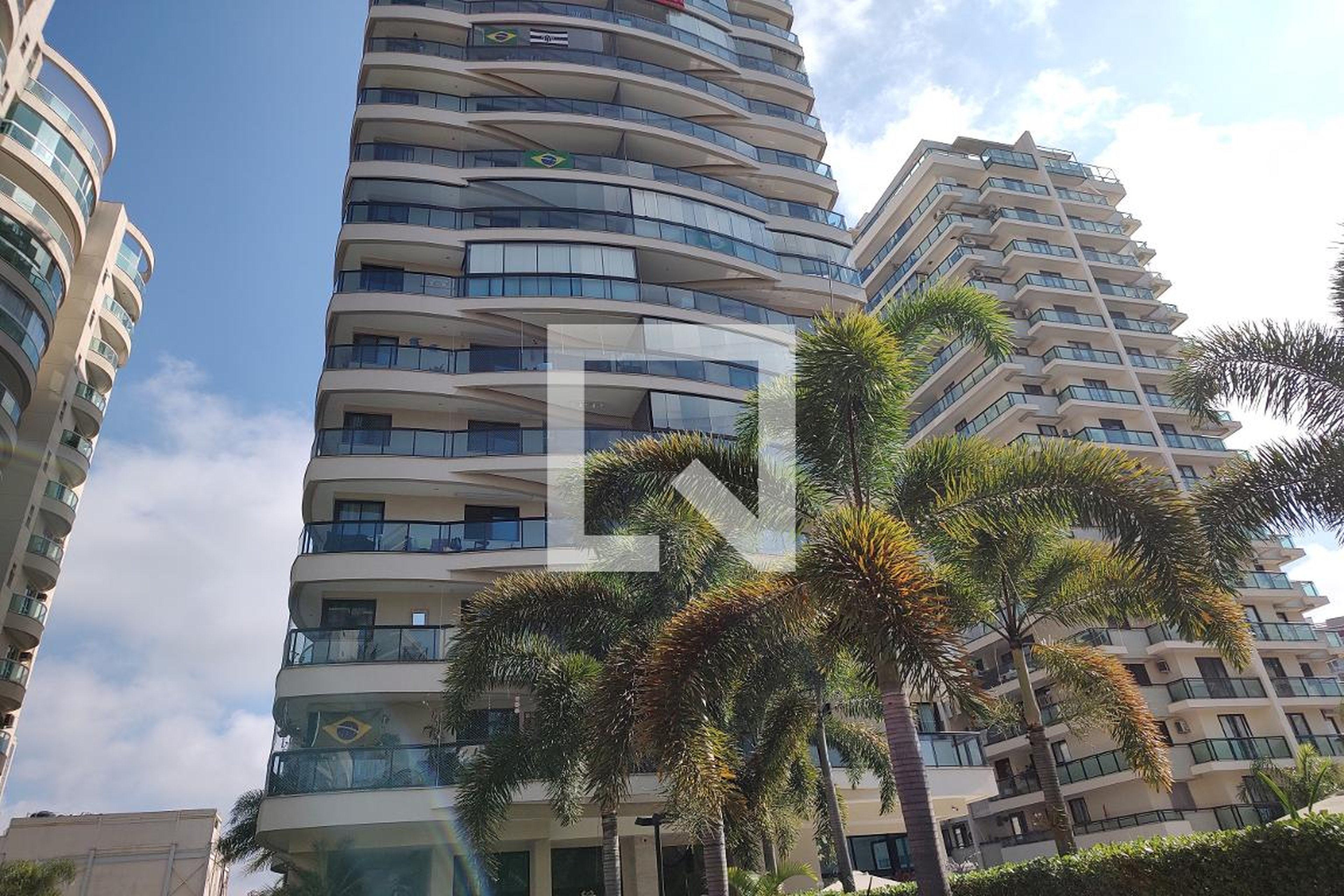 Fachada Condomínio Villa Fiori