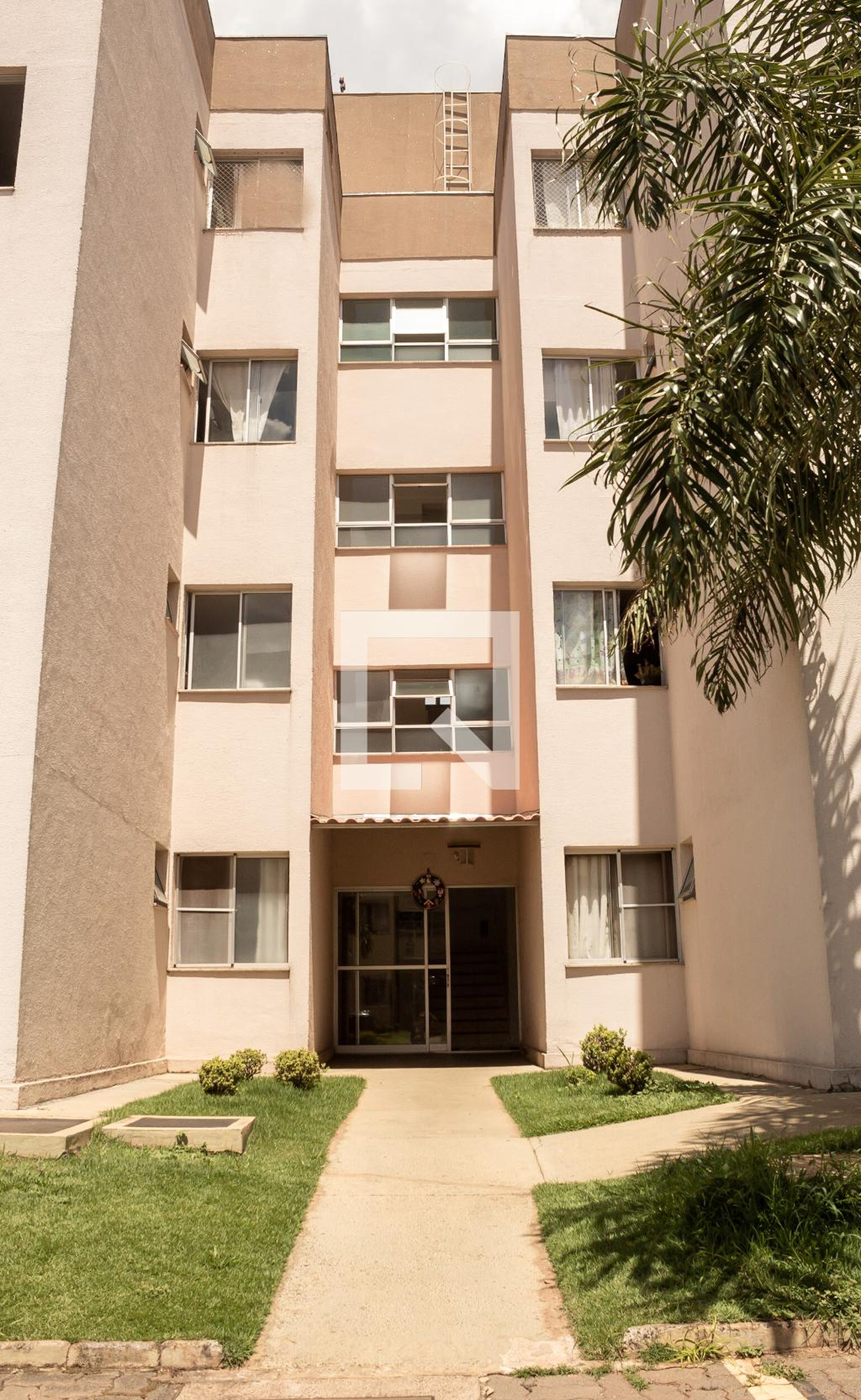 Entrada do Prédio - Residencial Uberlândia