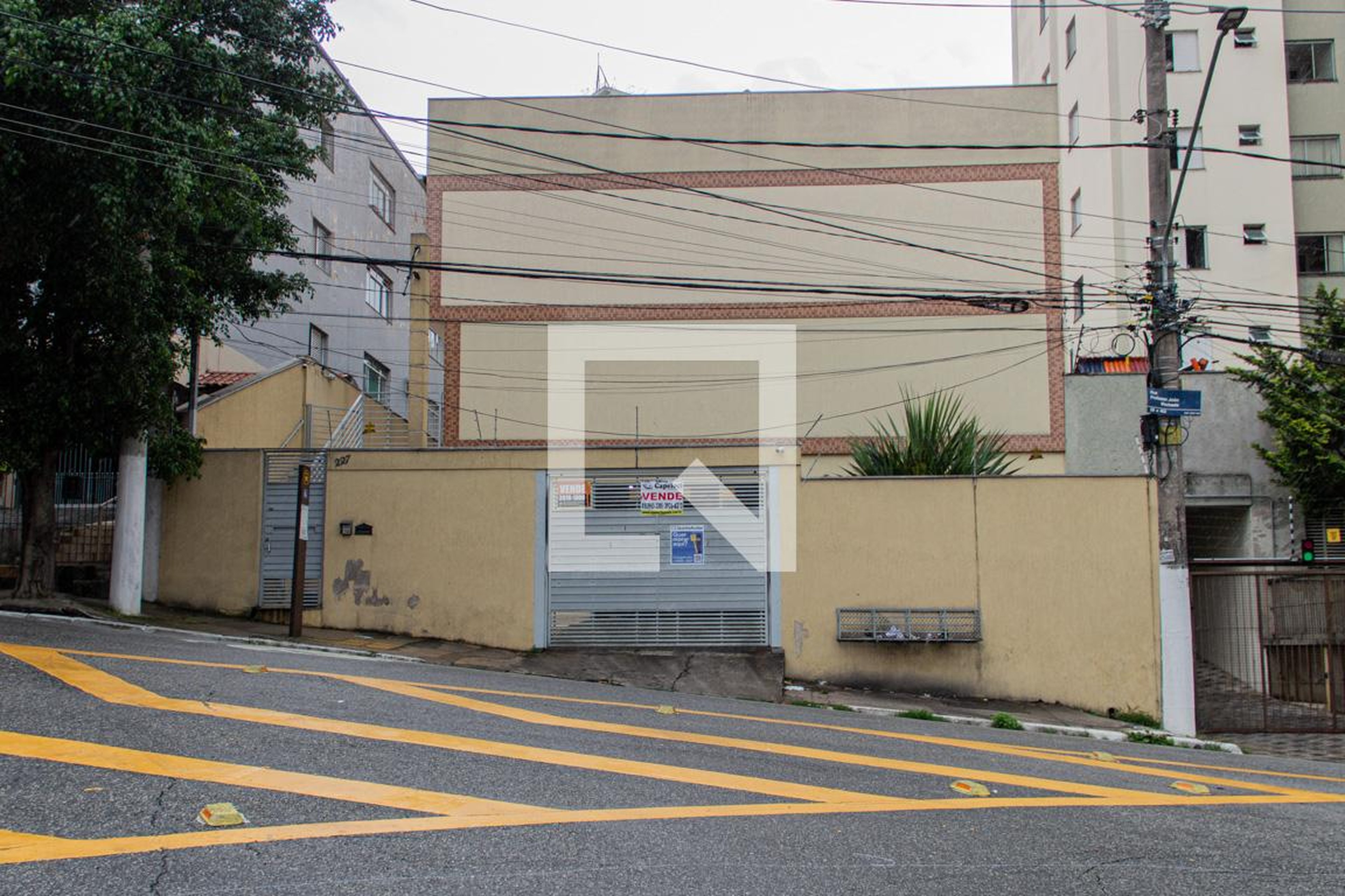 Fachada do Prédio Condomínio Hibiscos