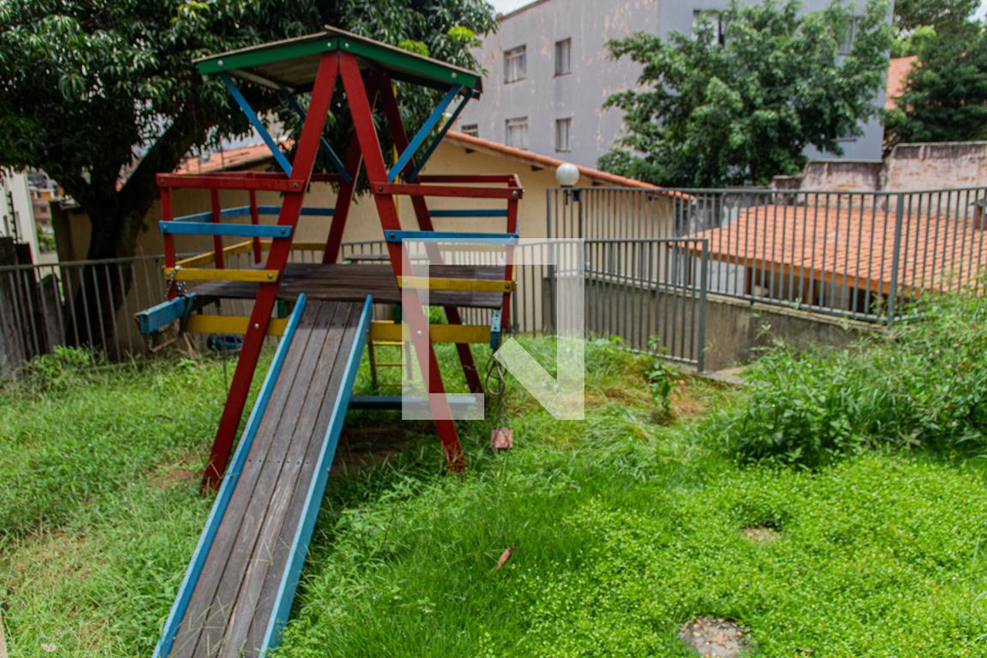 Playground - Hibiscos