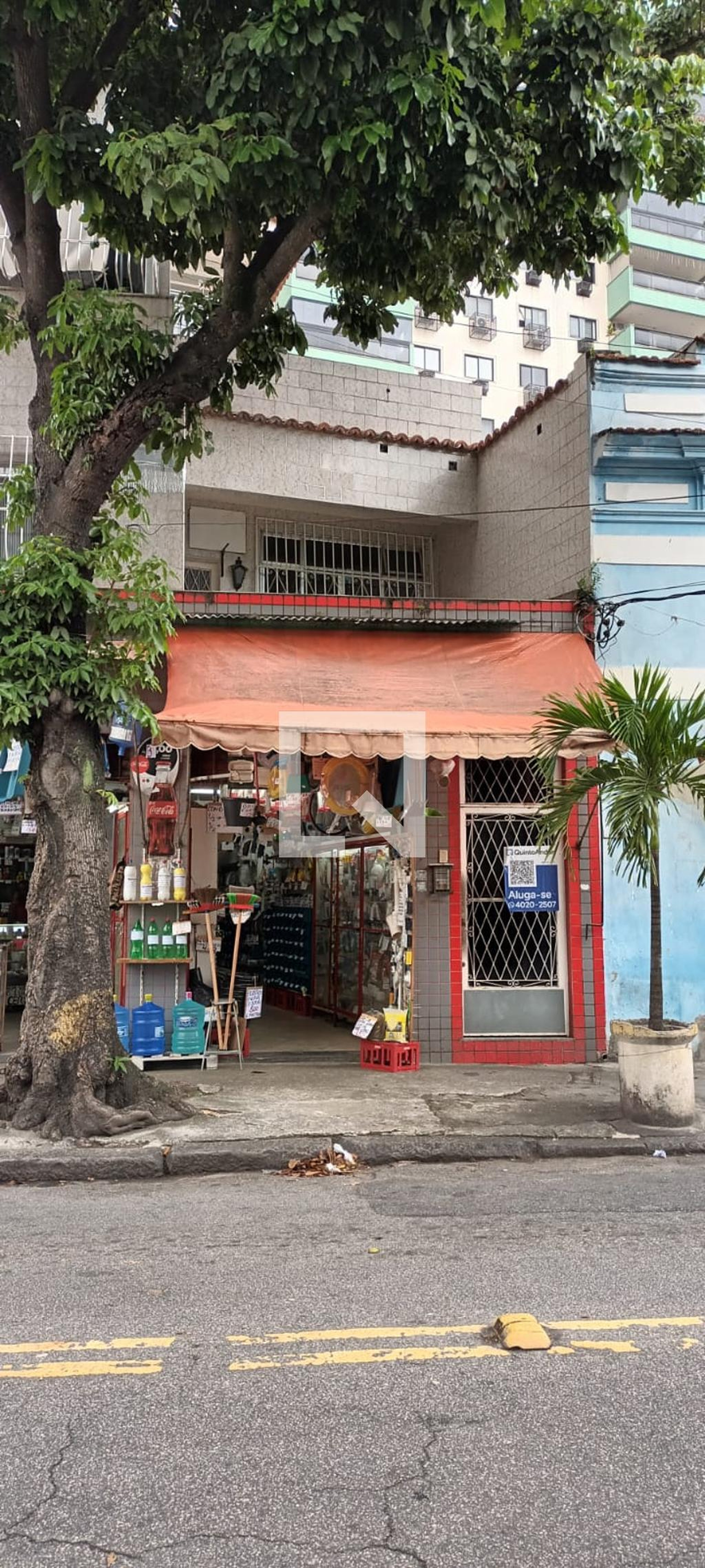 Fachada Condomínio em Rua Padre Ildefonso Penalba, 544