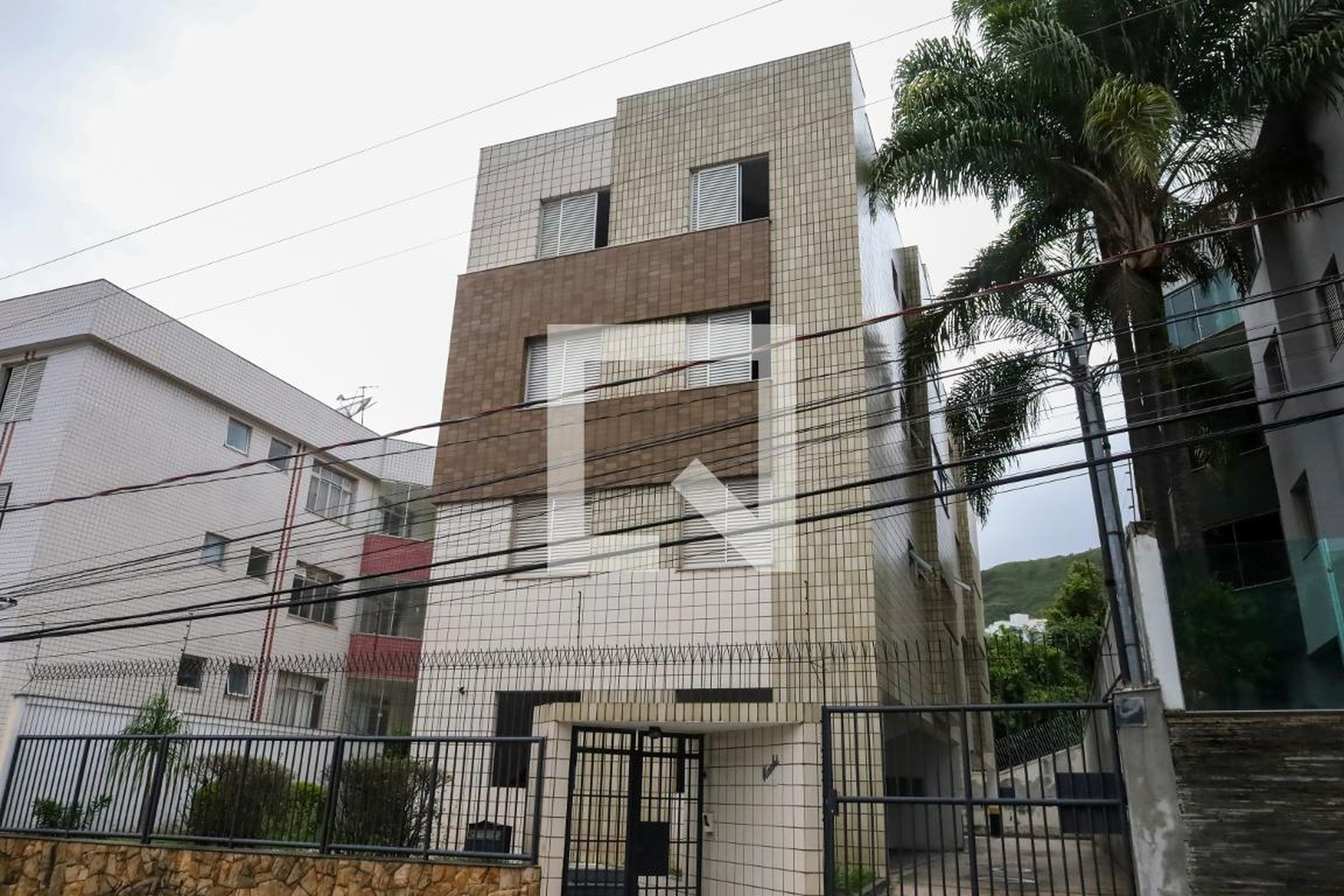 Fachada Condomínio em Rua Pedro Natalício de Morais, 193
