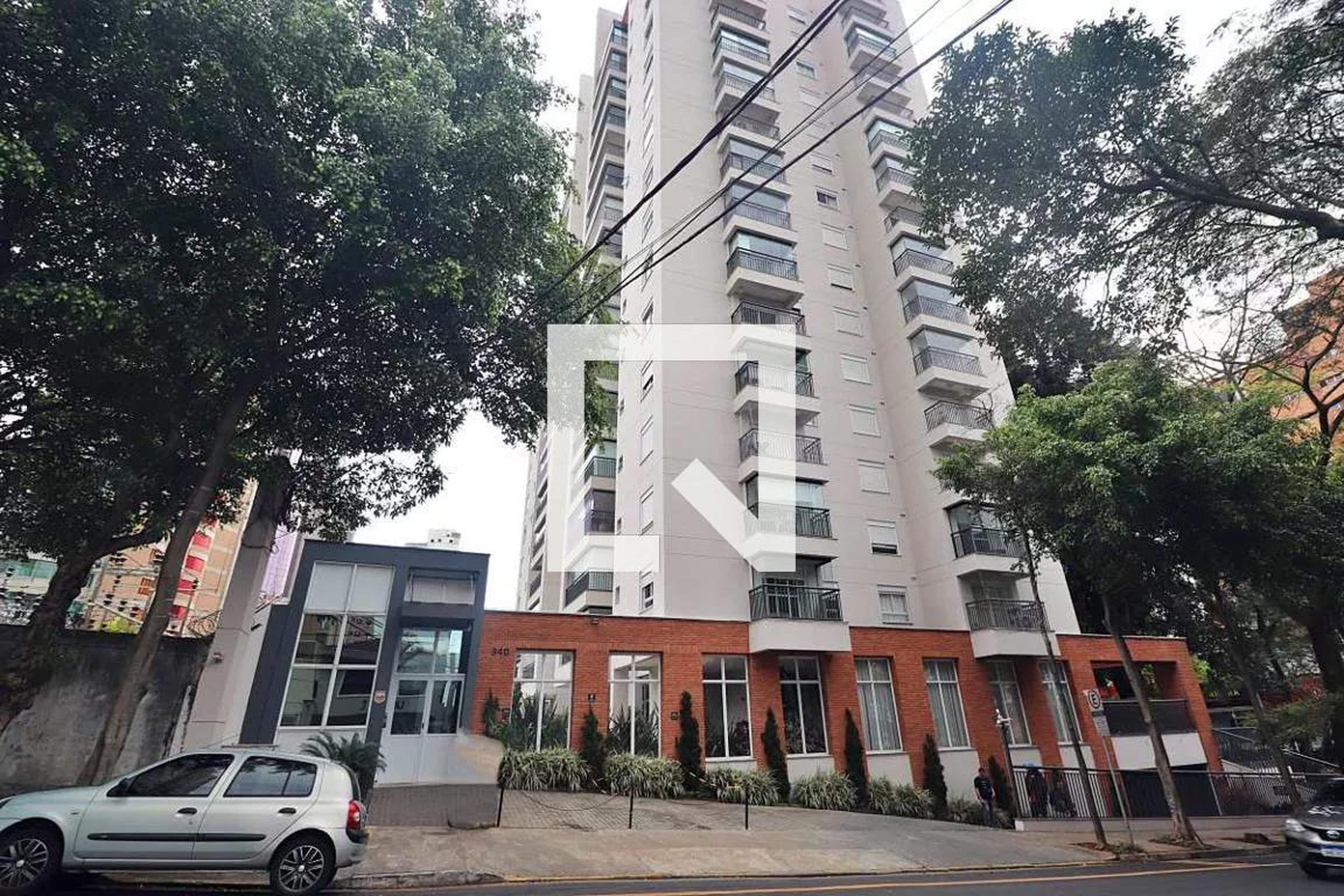 Fachada Condomínio em Rua das Pitangueiras, 103