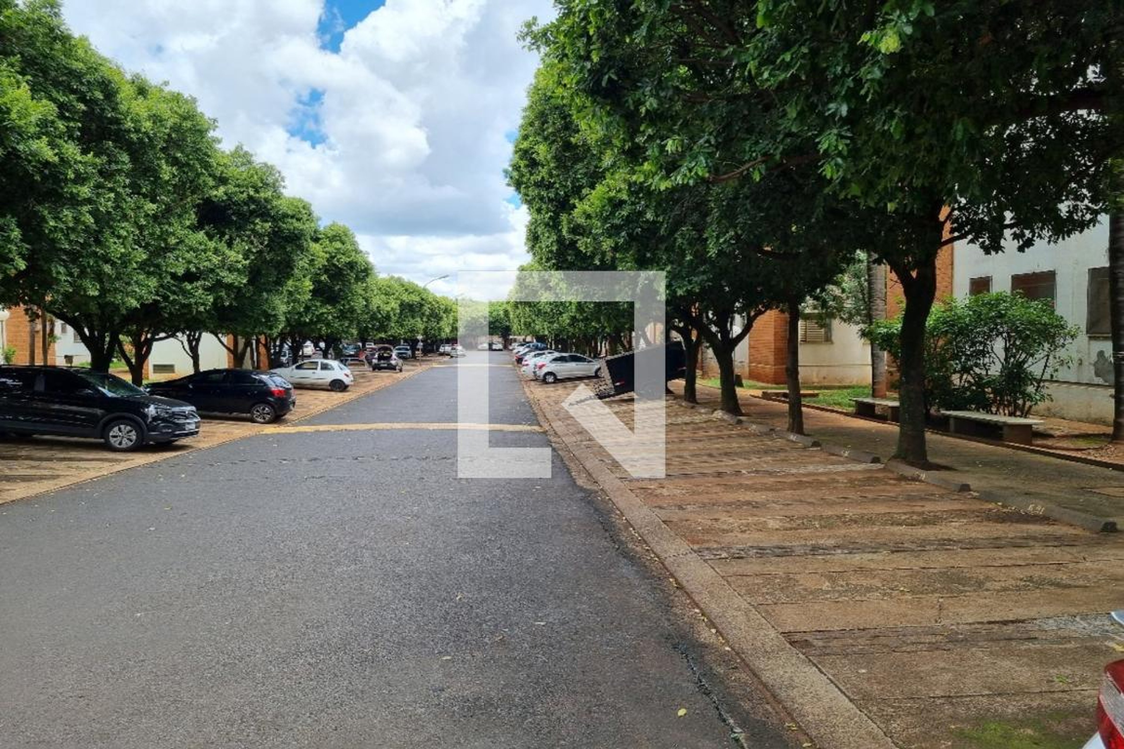 Estacionamento - Residencial Moema