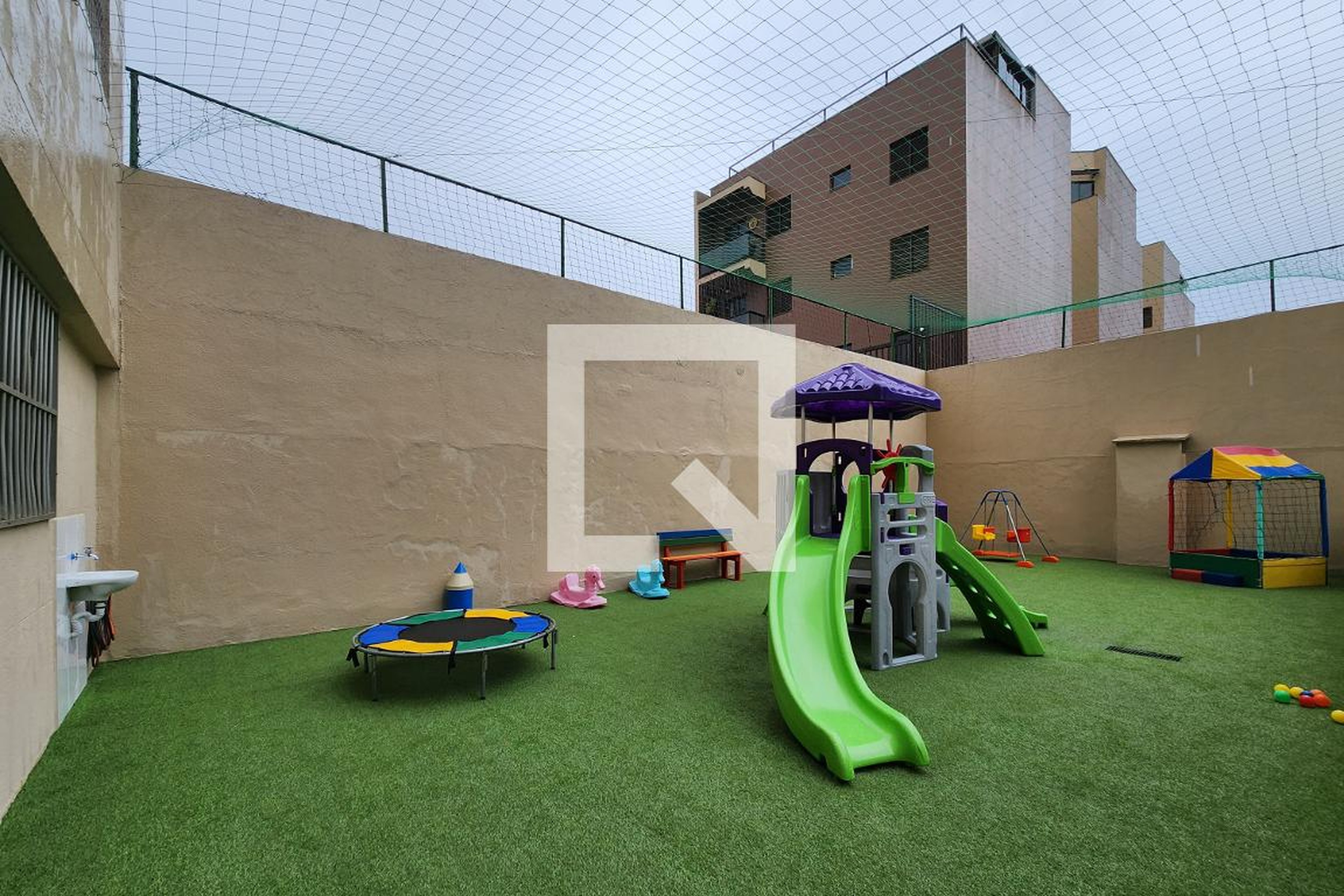 Playground - Edifício Latina