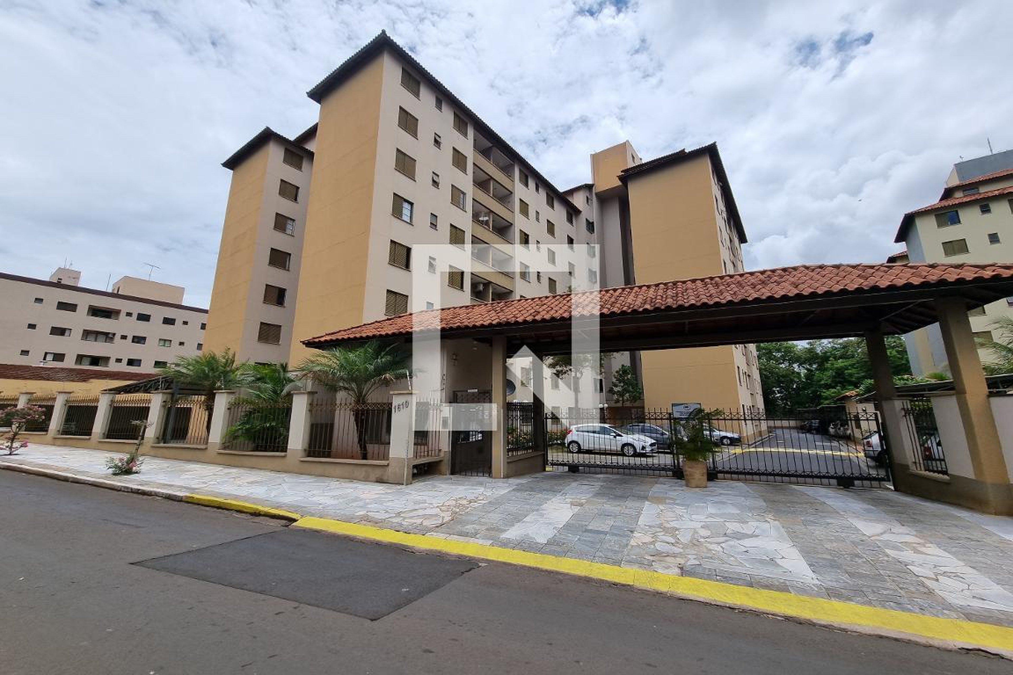 Fachada do Condomínio Condomínio Nova Ribeirania