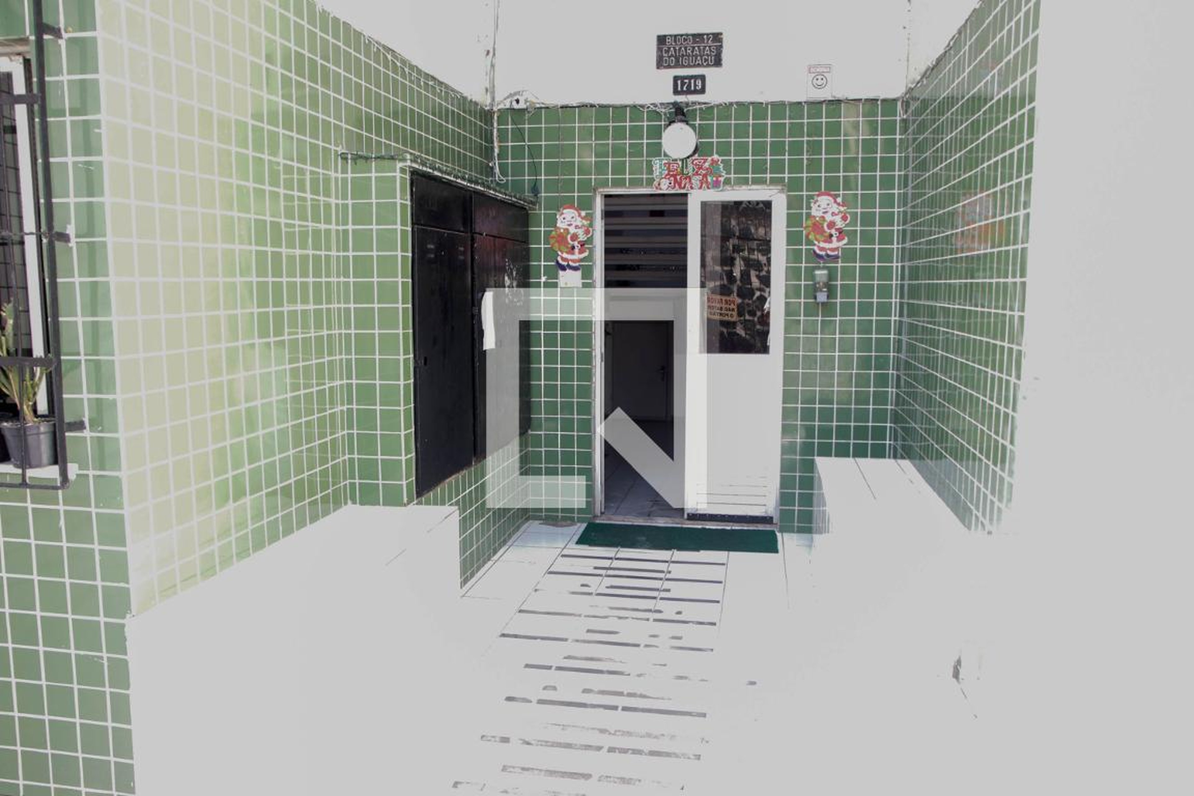 Hall de entrada Condomínio Alto da Cachoerinha