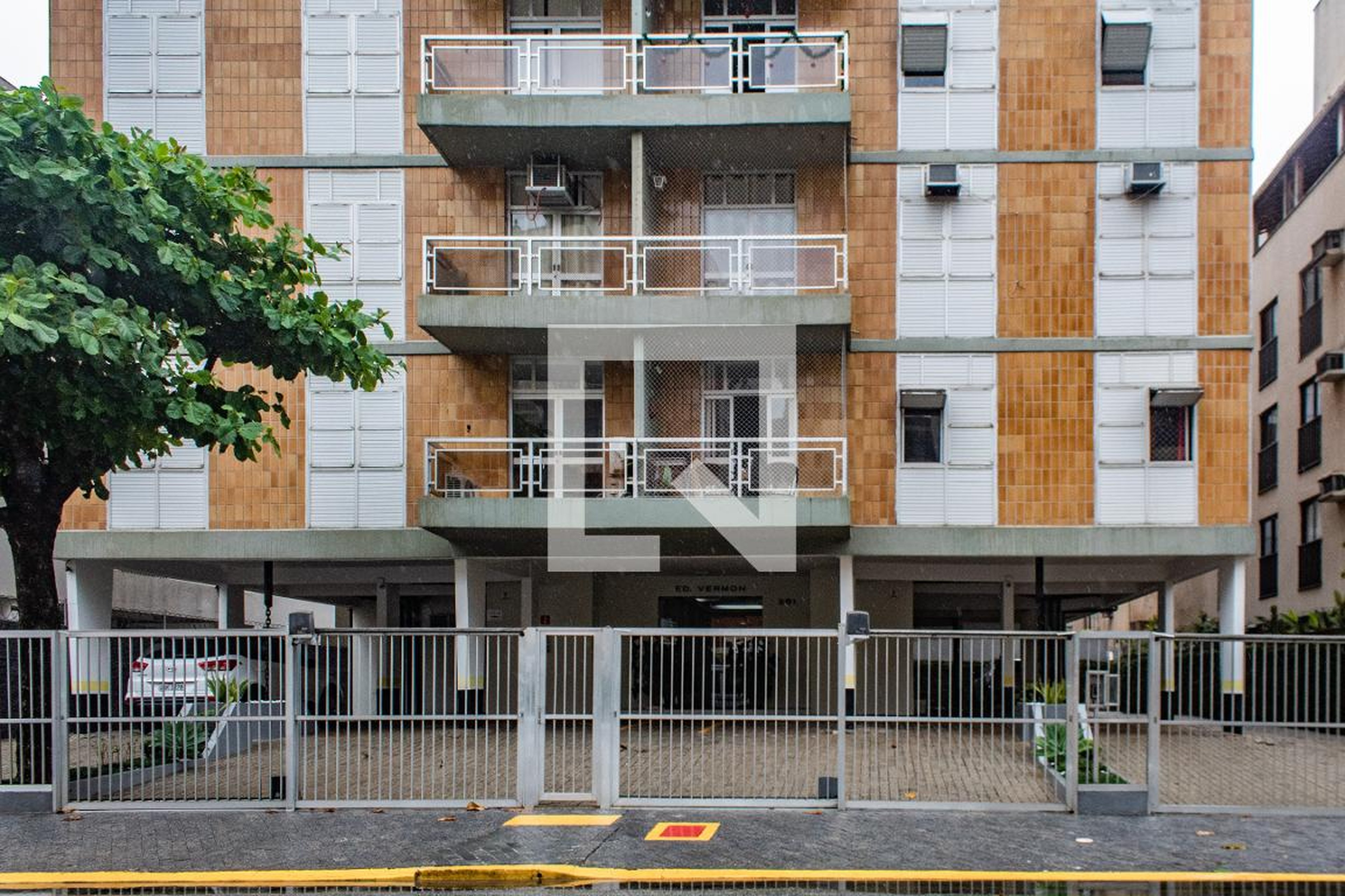 Fachada do Prédio Edifício Via Del Mare