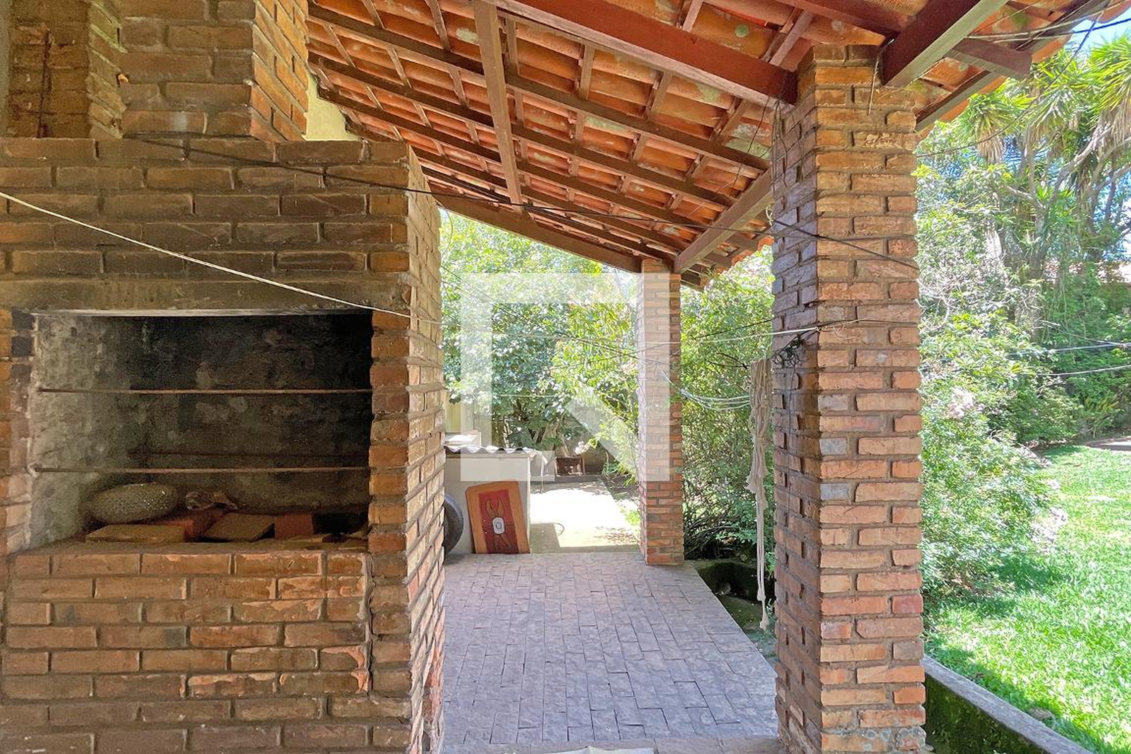 Churrasqueira - Retiro das Pedras