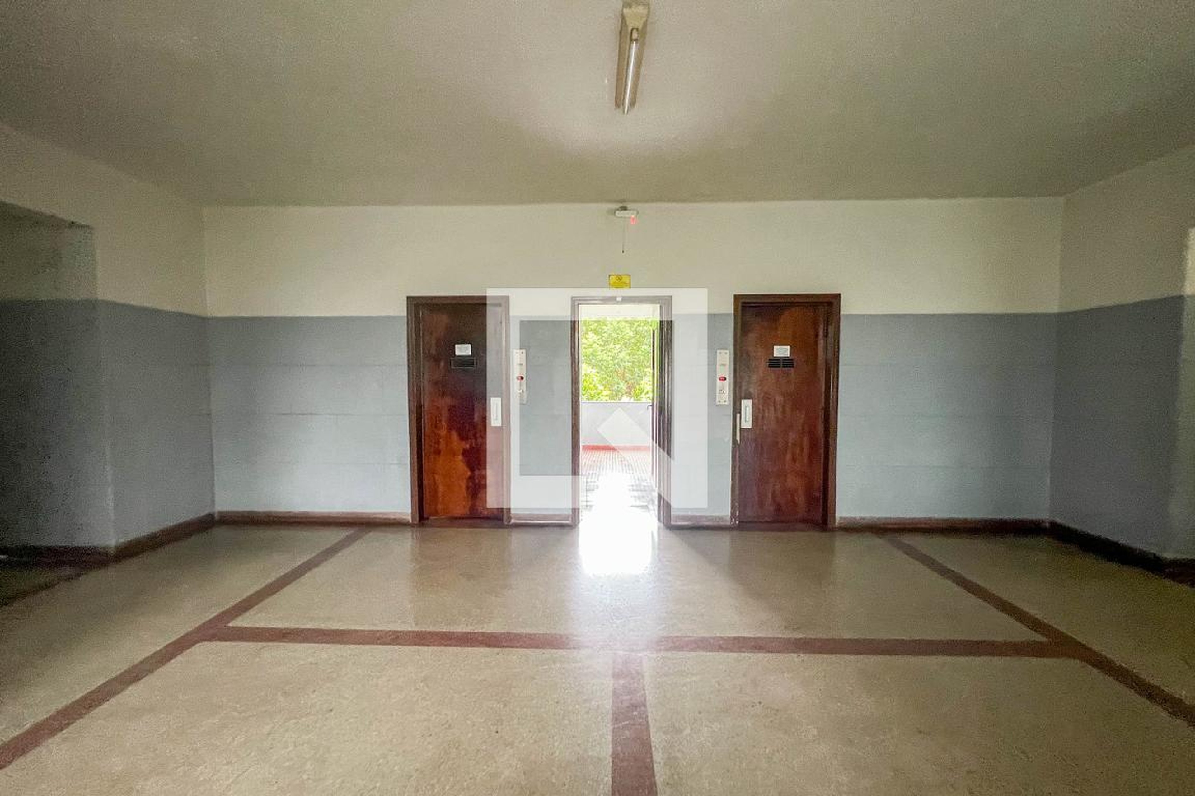 Elevador - Edifício Farroupilha