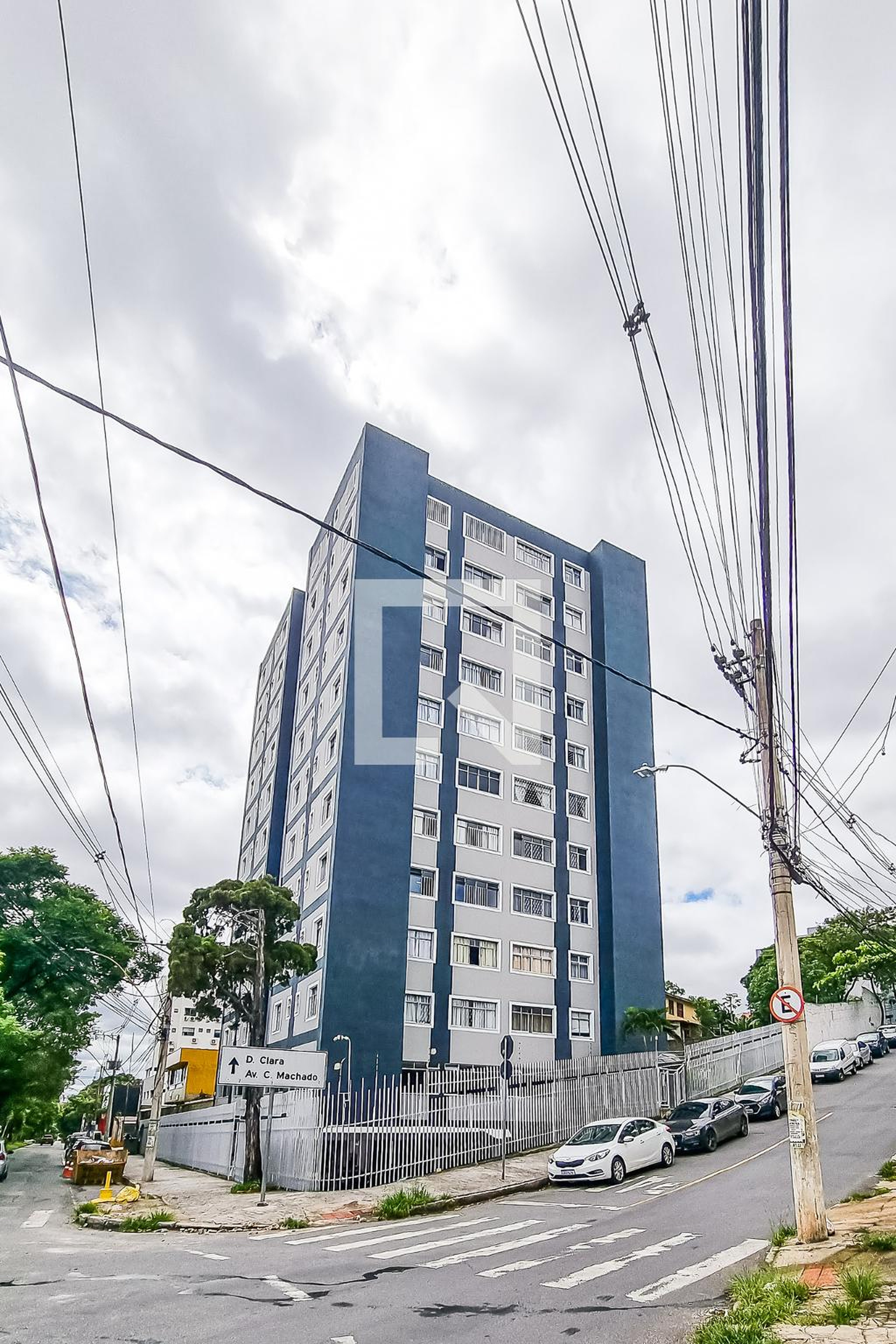 Fachada Condomínio em Rua Irmã Eufêmia, 282