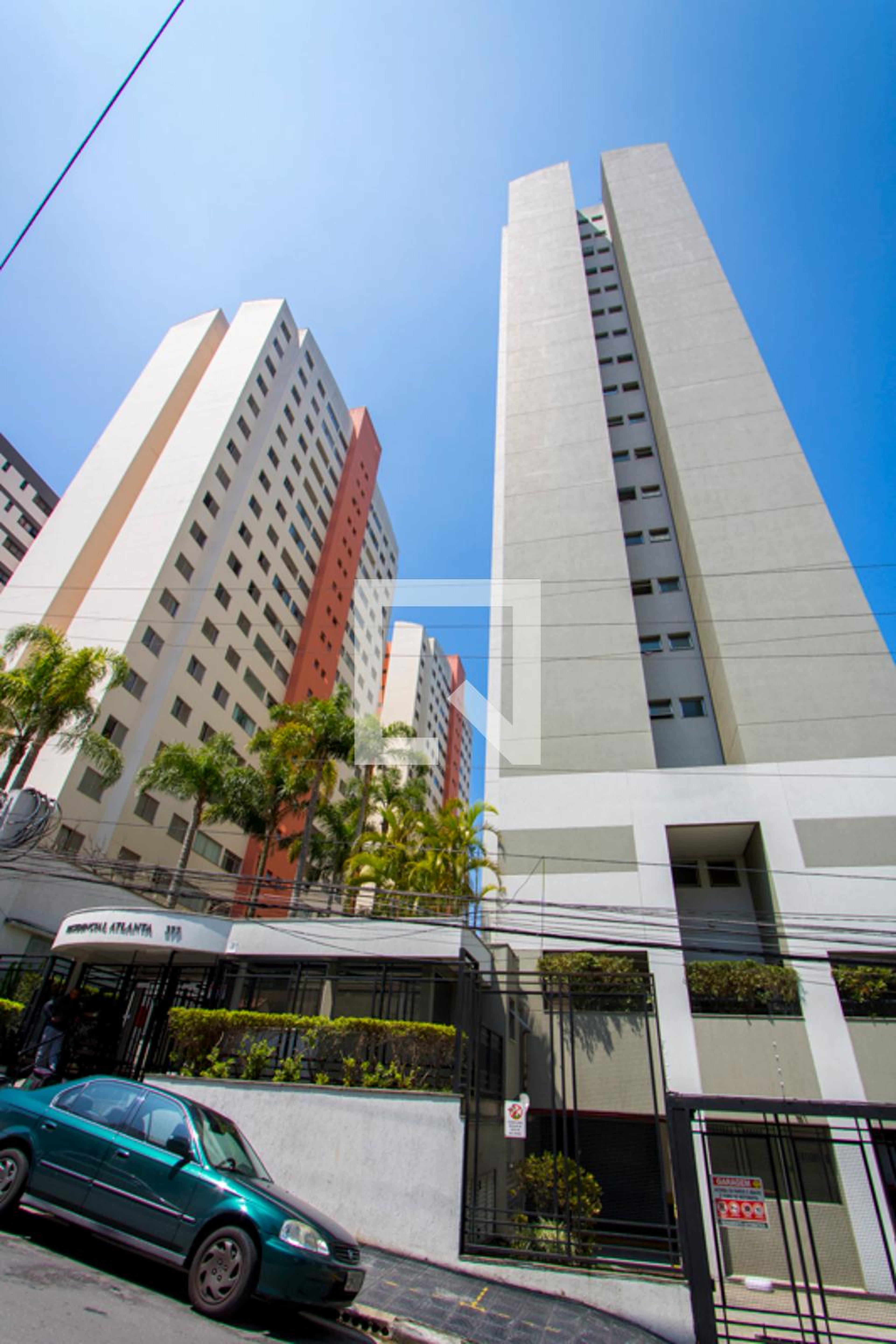 Fachada do condomínio Condomínio em Rua Rui Barbosa, 377