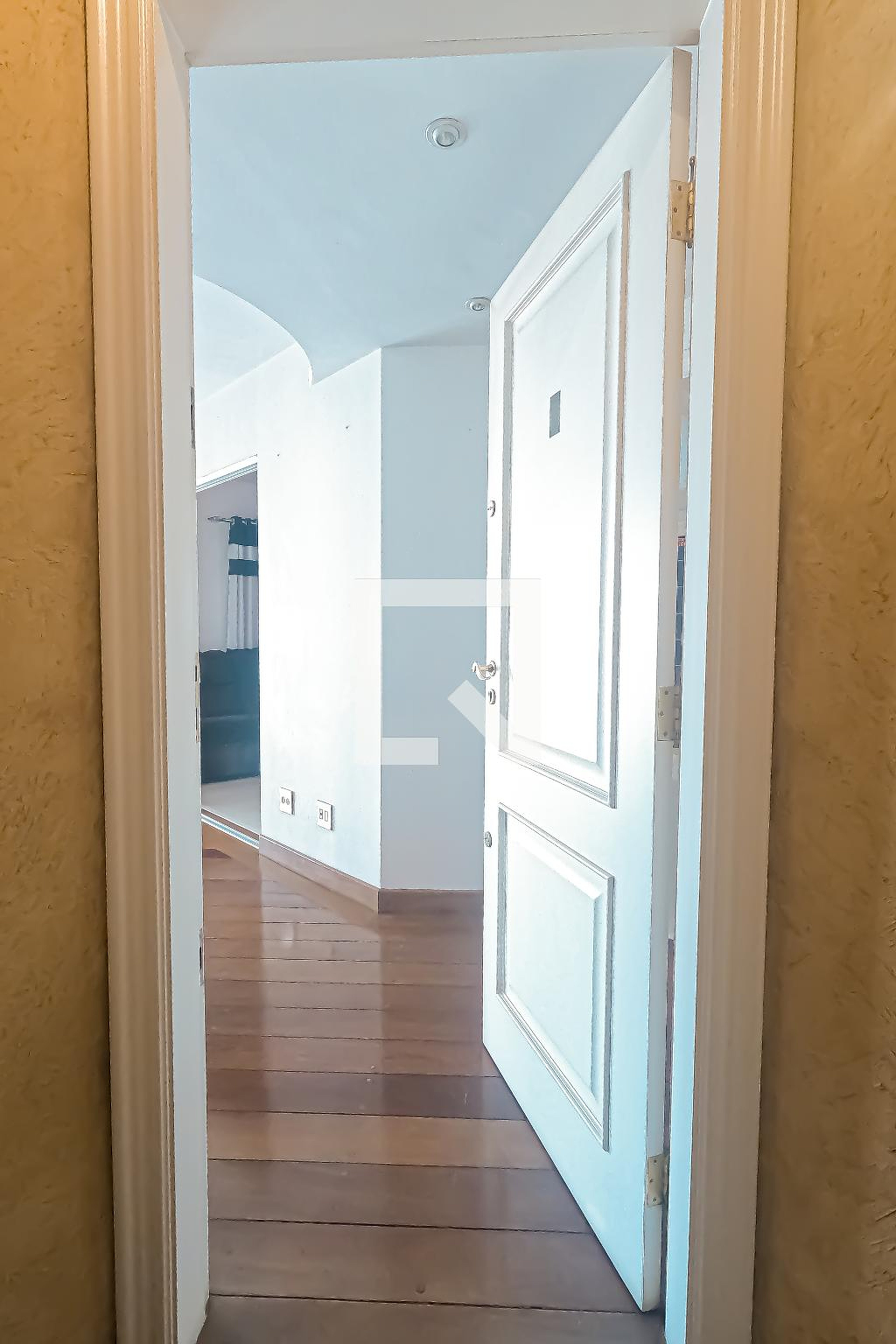 Entrada Edifício Camburi