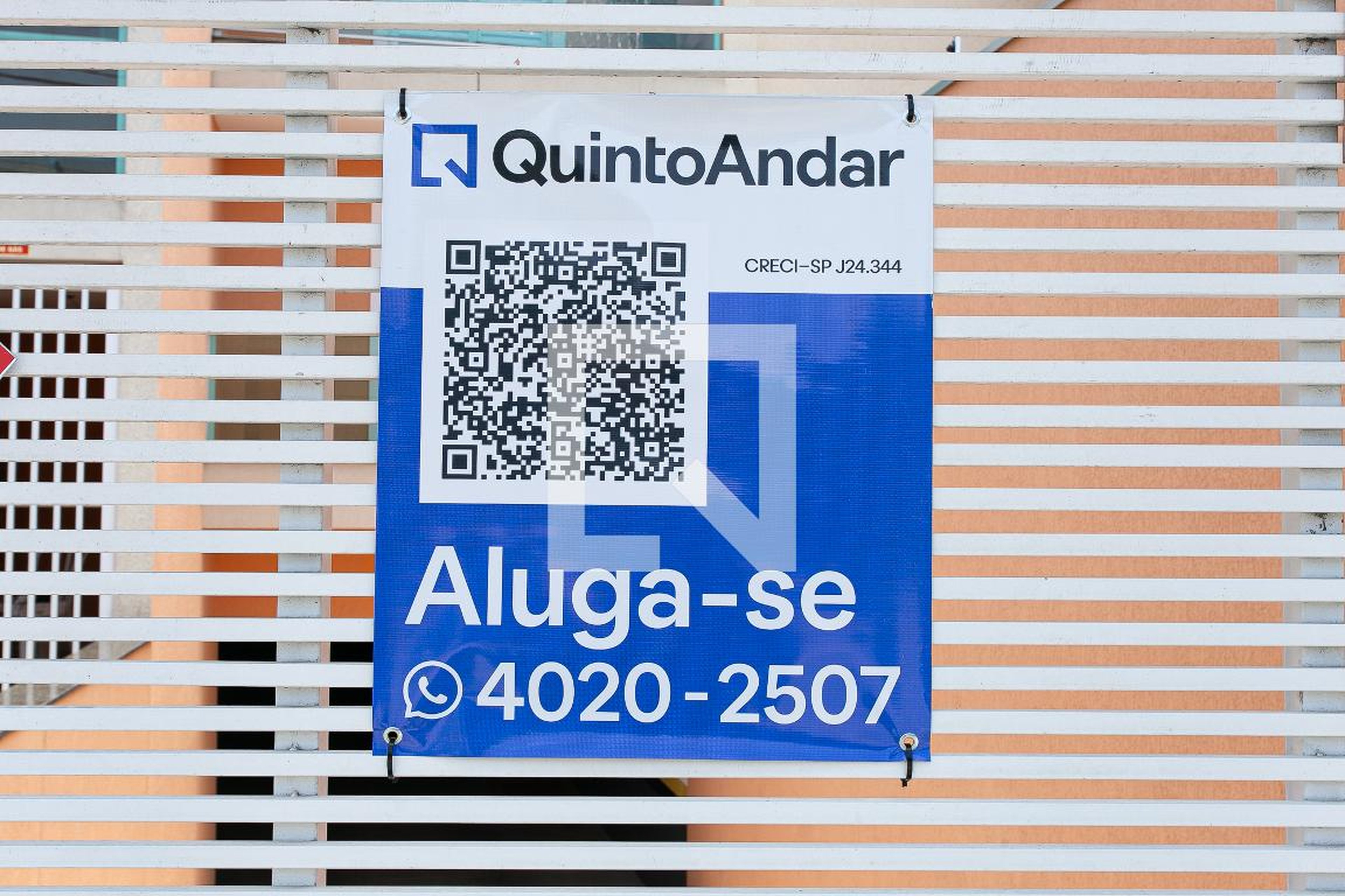 Fachada do Condomínio Residencial Julio Sayago