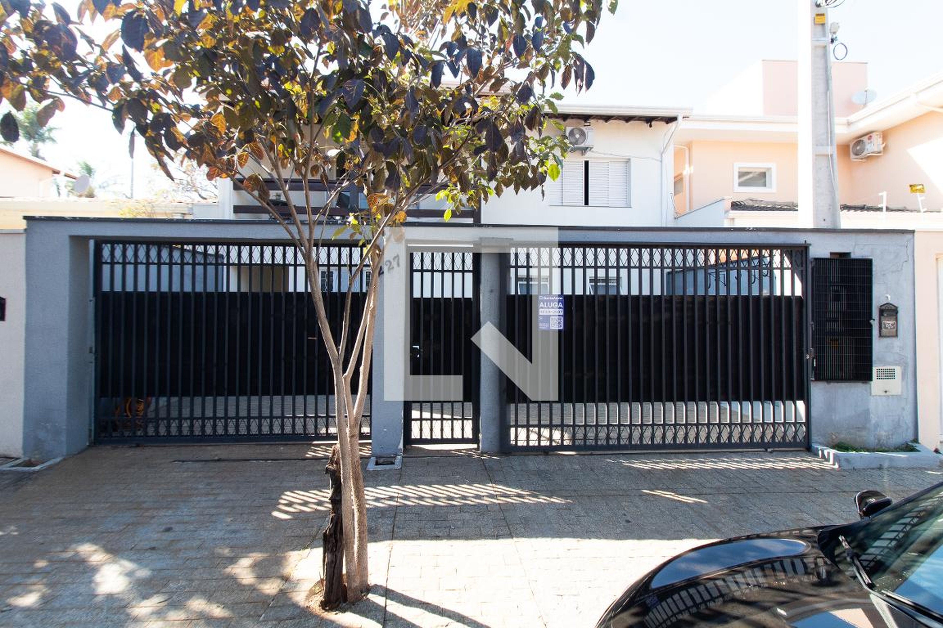 Fachada Condomínio em Rua Antônio Luís Carbone, 227