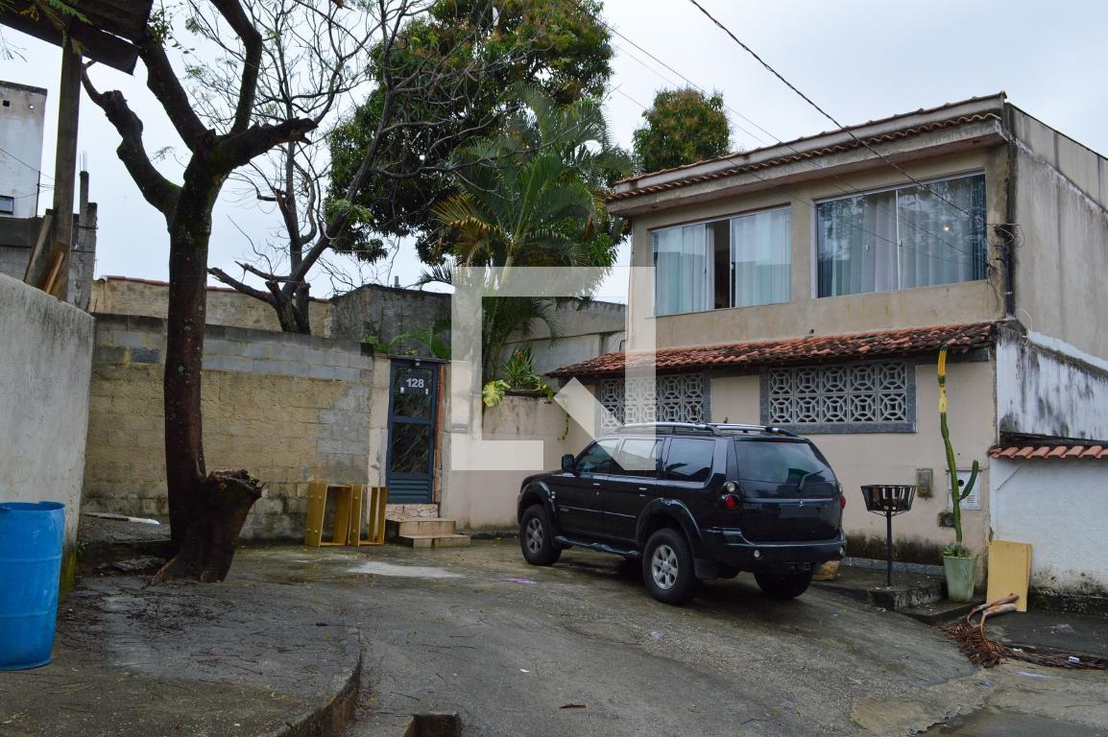 Fachada Condomínio em Rua São Zózimo, 128