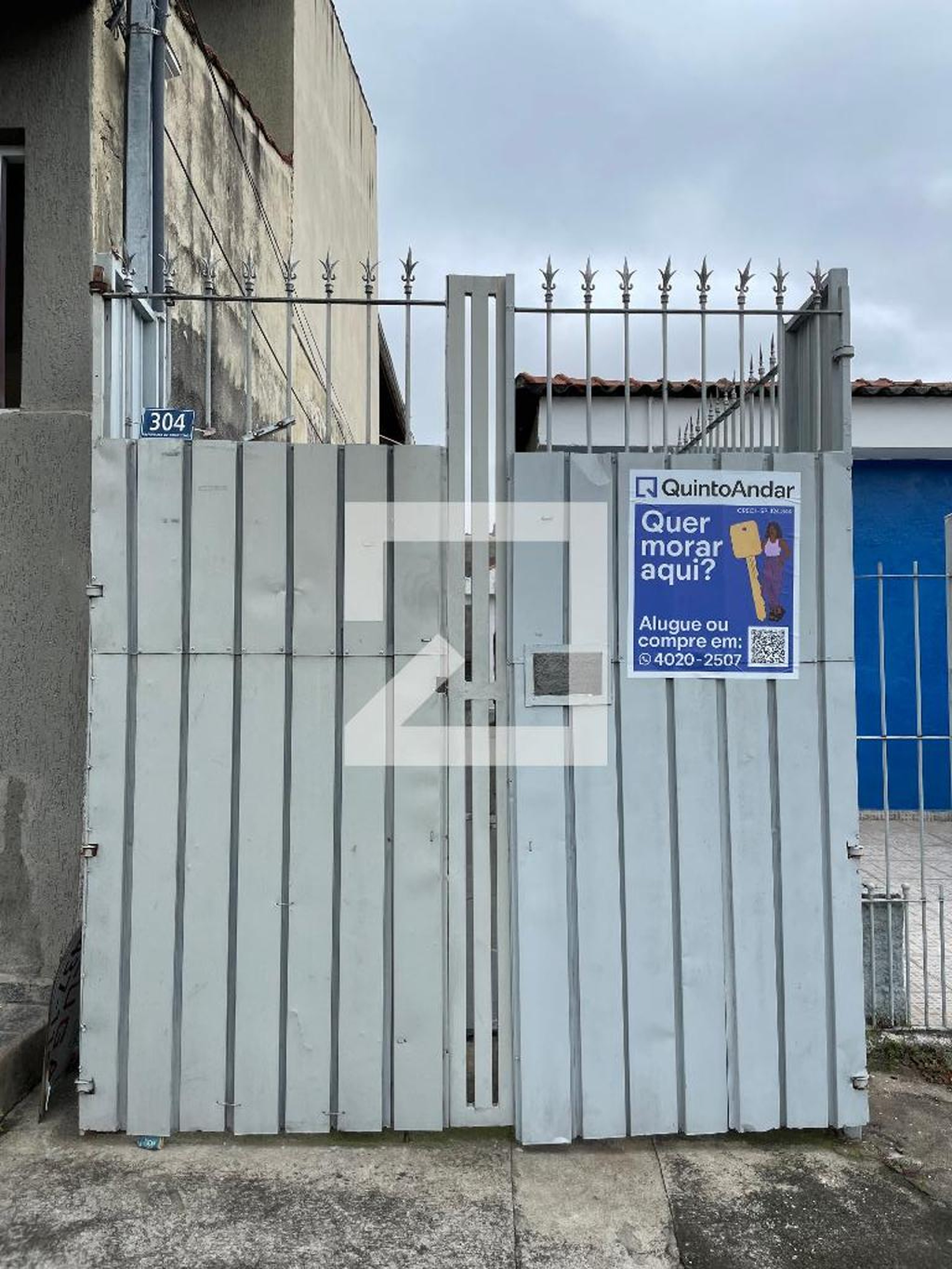 Fachada Condomínio em Rua Líbano, 304