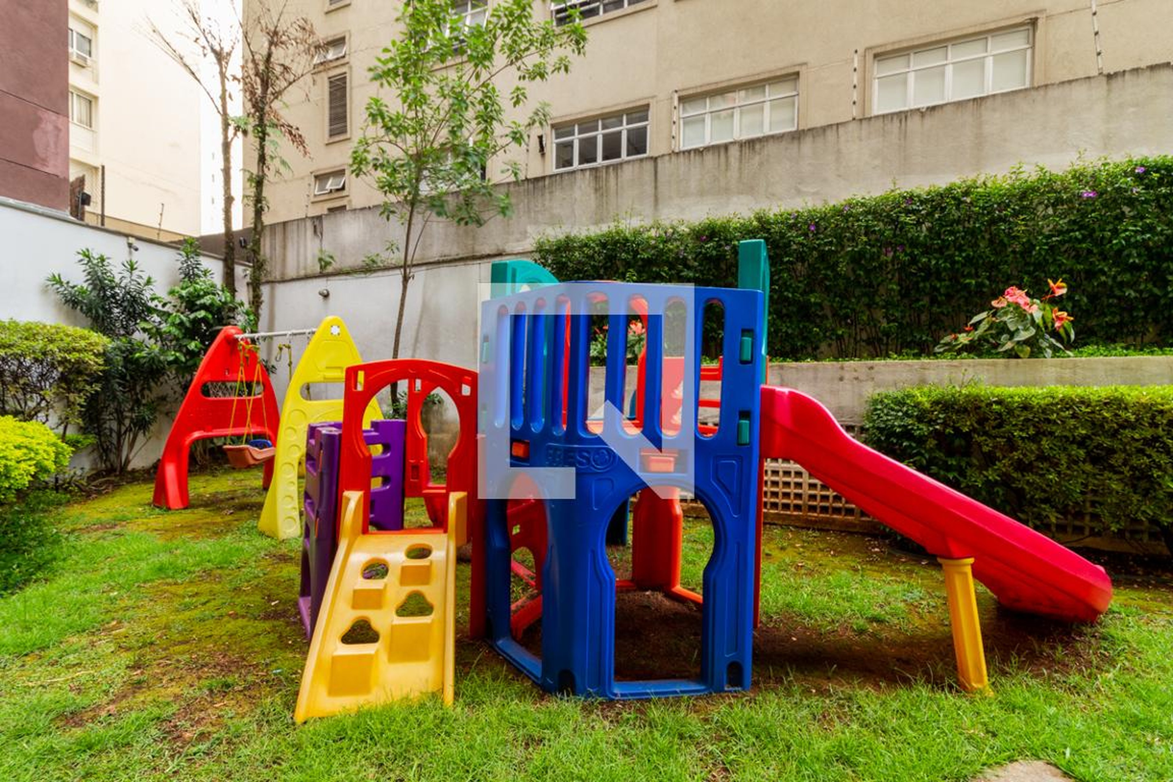 Playground - Du Champ Vilon