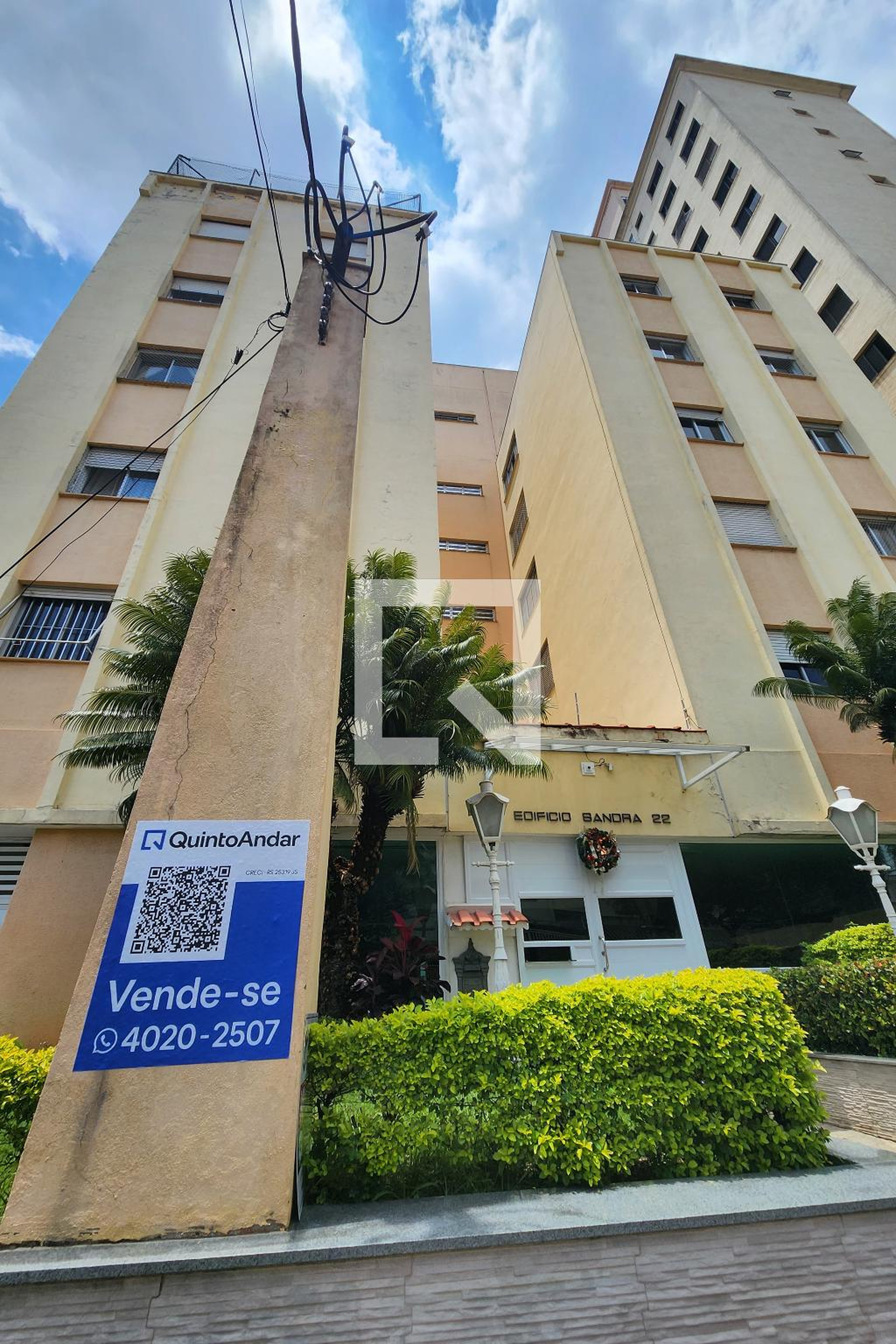 Fachada Condomínio em Rua Valentim Bitolo, 22