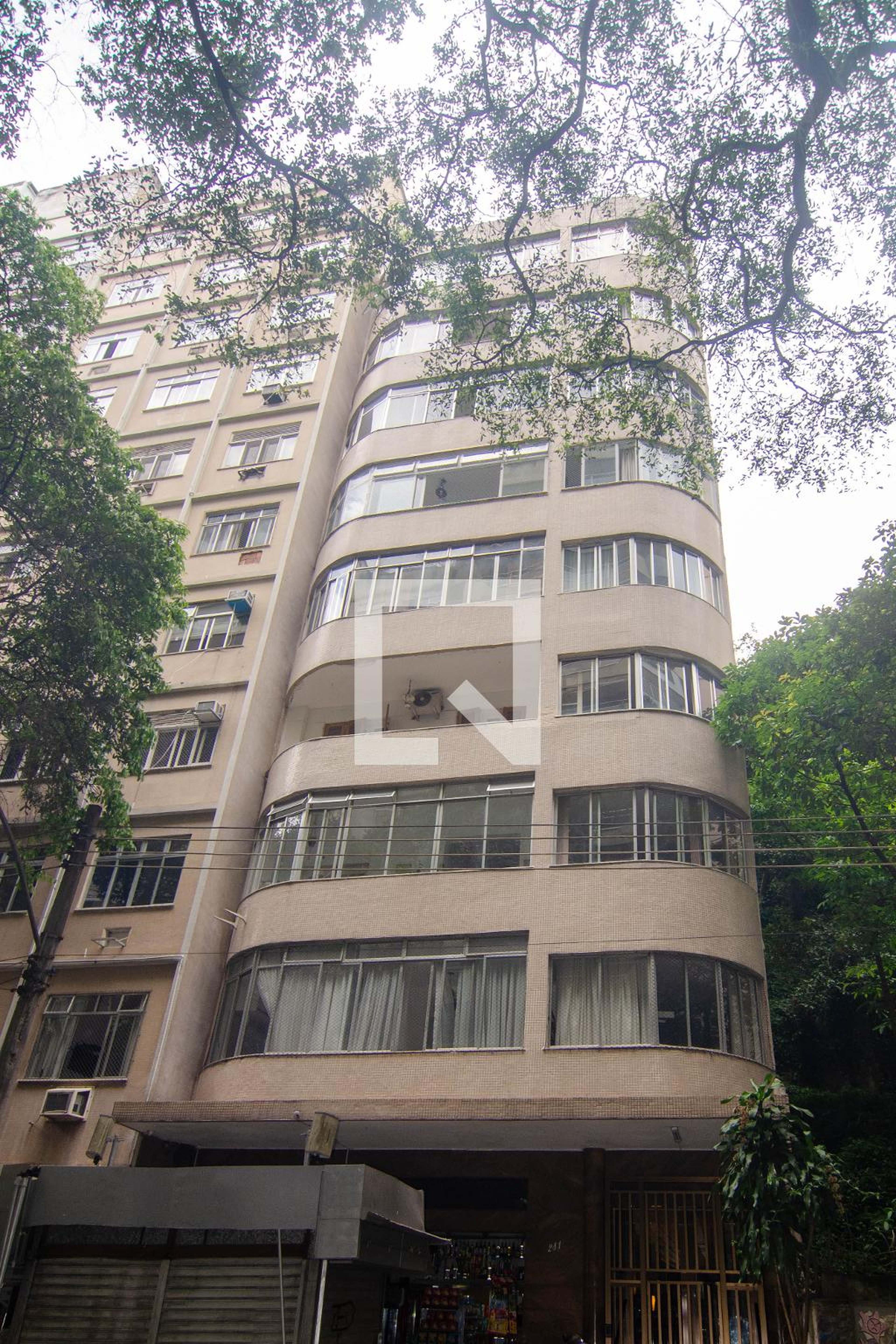 Fachada Condomínio em Rua Santa Clara, 282