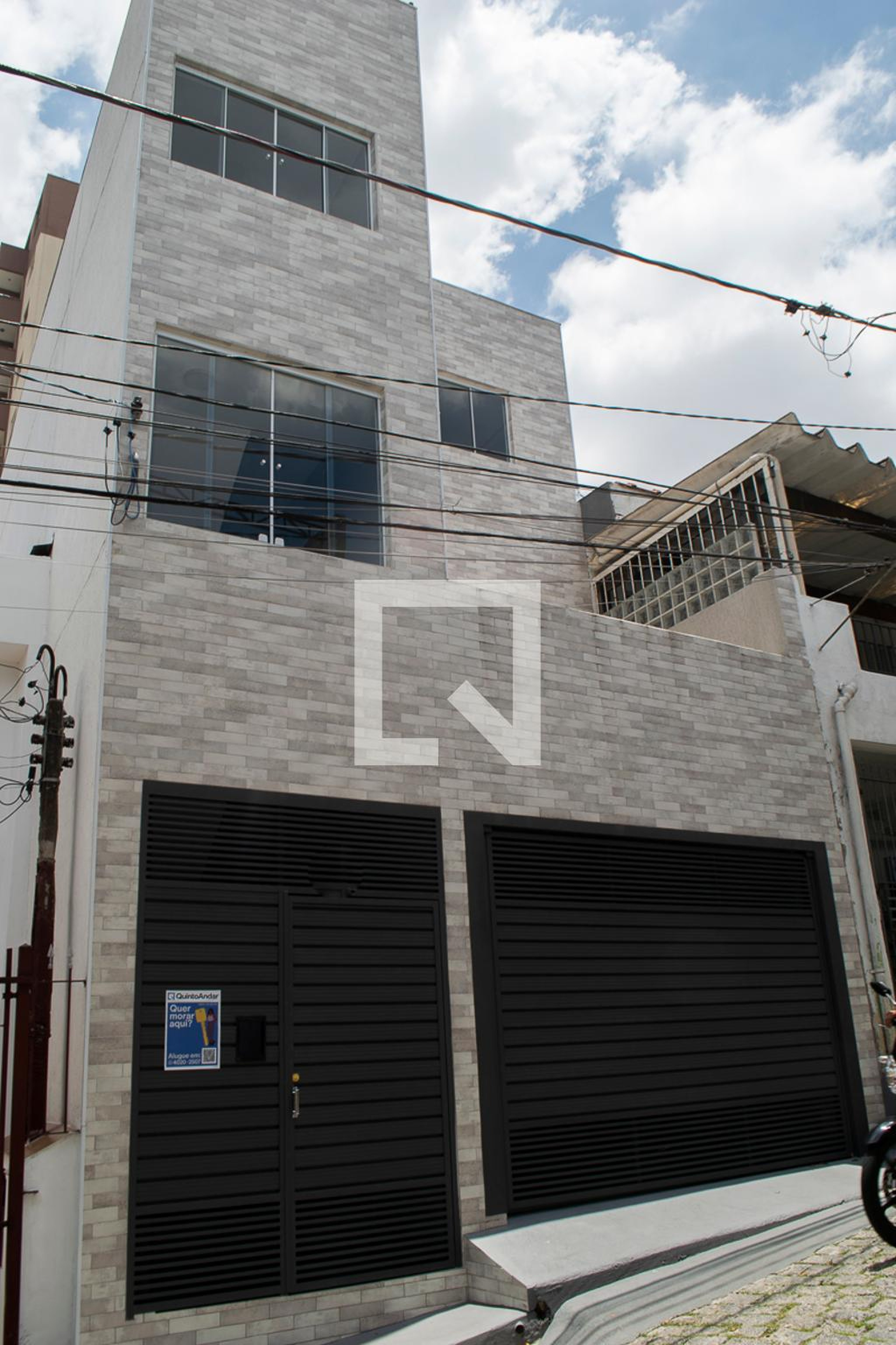 Fachada Condomínio em Rua Mário Morete, 14