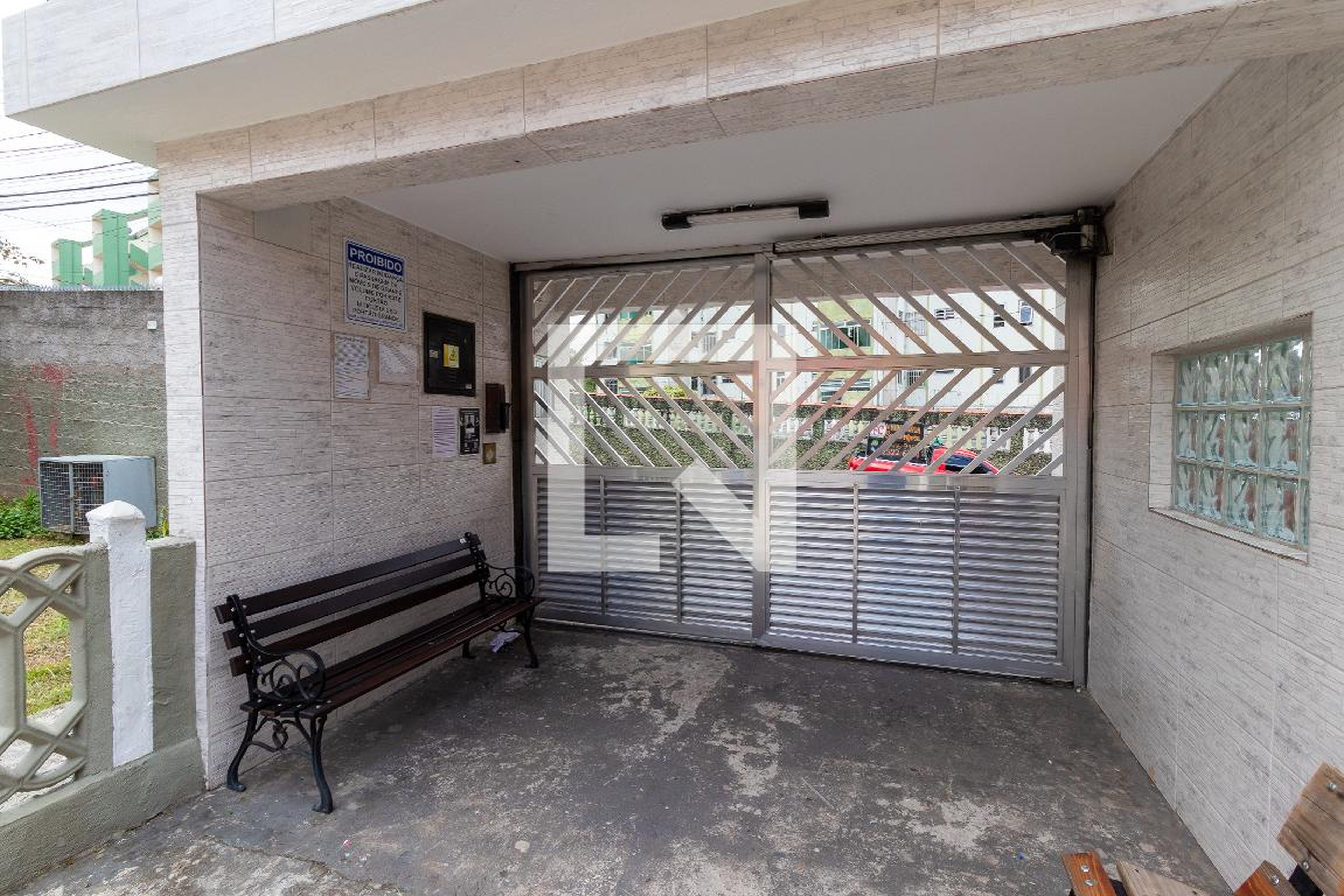 Entrada - Residencial Pessegueiros III