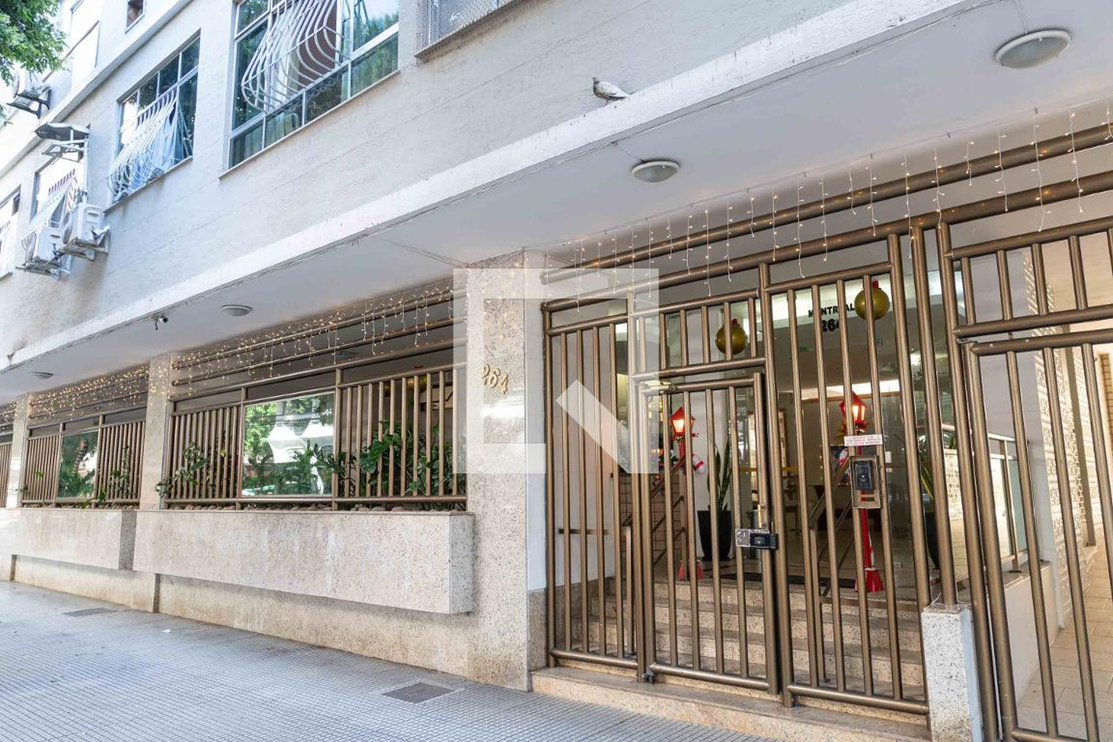 Fachada Condomínio Montreal Montsouri